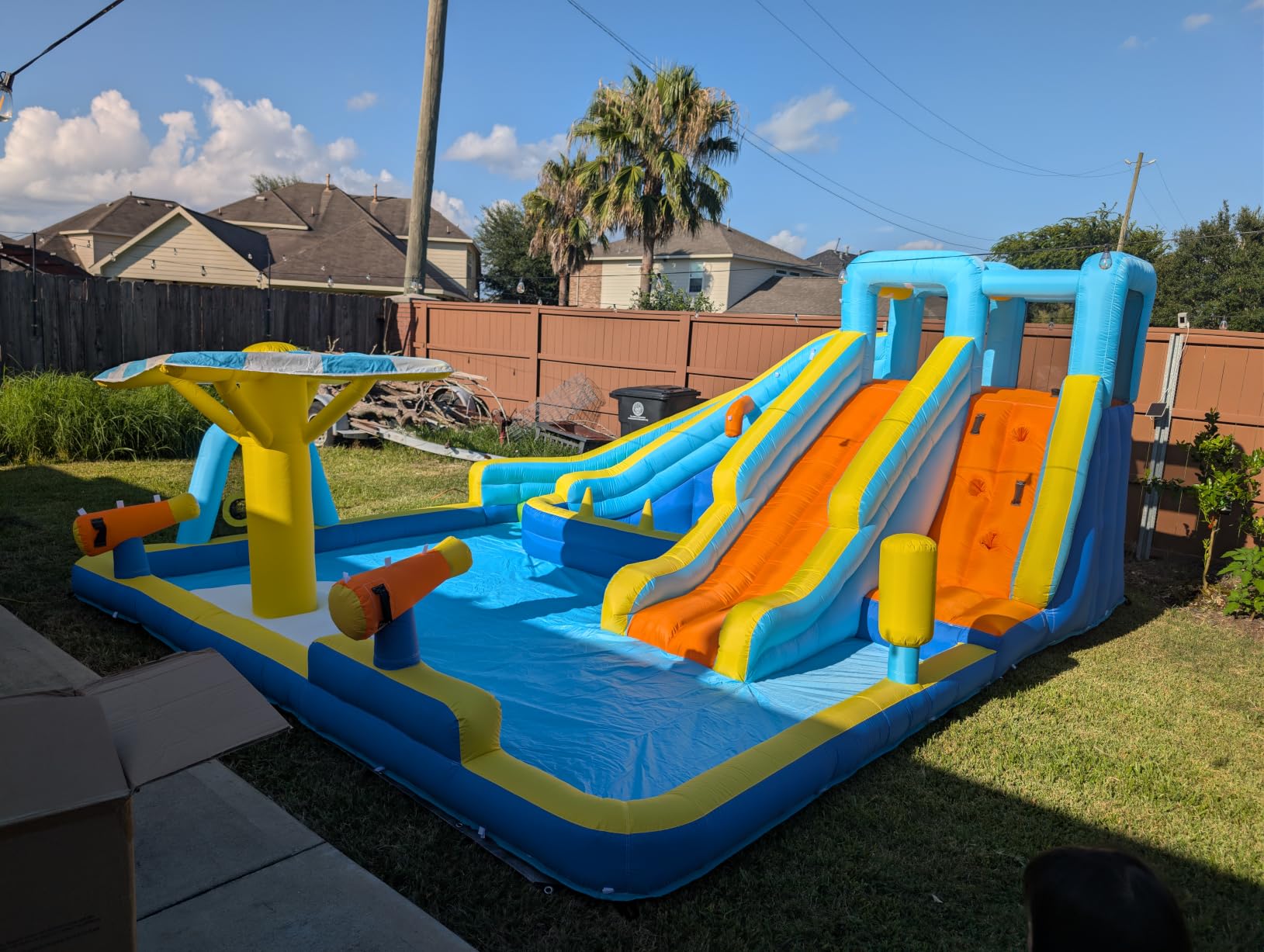 Inflatable Water Park for Kids, 16.4 ft × 14.1 ft Large Backyard Water Slides with Dual Slides, Dual Water Guns & Climbing Wall for Outdoor customer photo 1