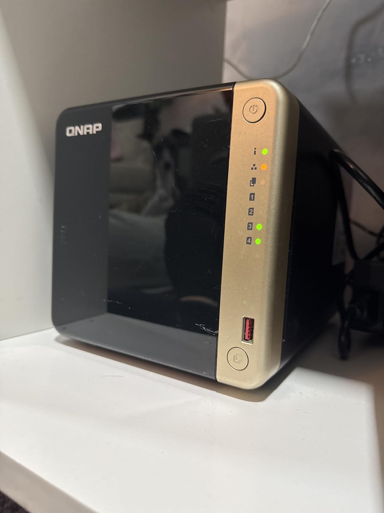 QNAP TS-464-8G-US 4 Bay Desktop NAS | Intel Quad-core Processor, M.2 PCIe Slots, Dual 2.5GbE Network Connectivity, Diskless customer photo 2