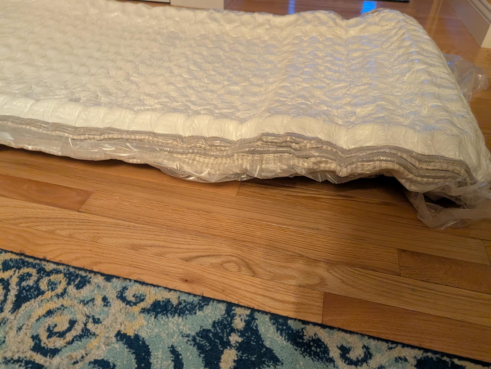 Queen Mattress 14 Inch Medium Firm, Deep Sleep Hybrid Mattress for Lumbar Support & Back Side Sleepers, Pain Relief Mattresses in a Box with Pocket Springs & Cooling Gel - 365-Night Trial, CertiPUR-US customer photo 2