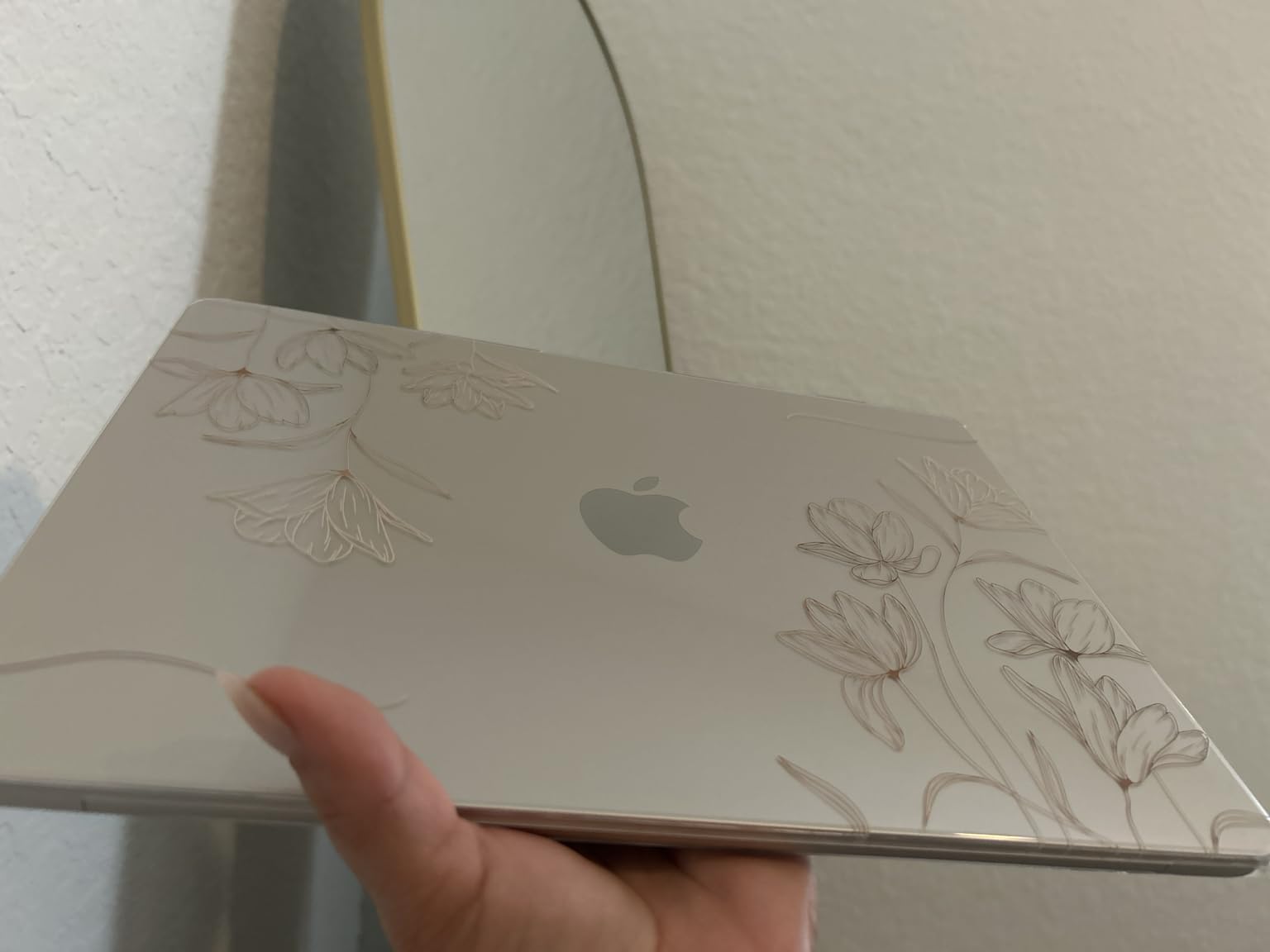 Apple 2026 MacBook Air 13-inch Laptop with M5 chip: Built for AI, 13.6-inch Liquid Retina Display, 16GB Unified Memory, 512GB SSD, 12MP Center Stage Camera, Touch ID, Wi-Fi 7; Silver customer photo 1