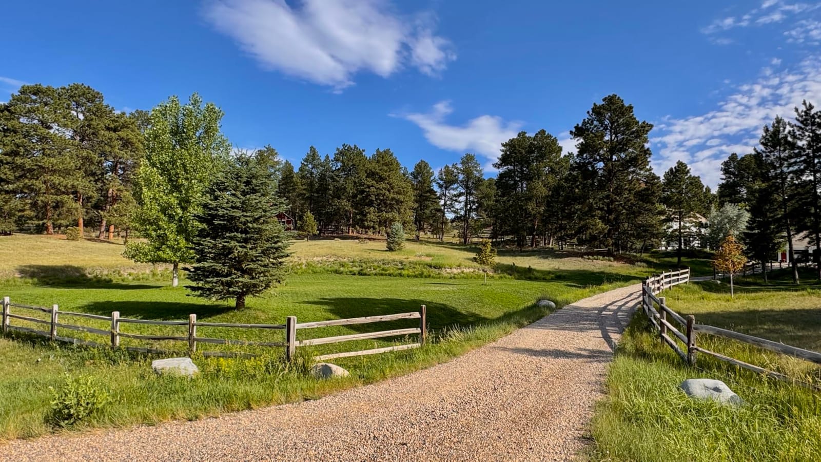 Lymow One Plus Robot Lawn Mower, Wire-Free RTK+Vision Navigation, 1.73 Acres Daily Coverage, 100% Slope (45°) Climbing, 1.2