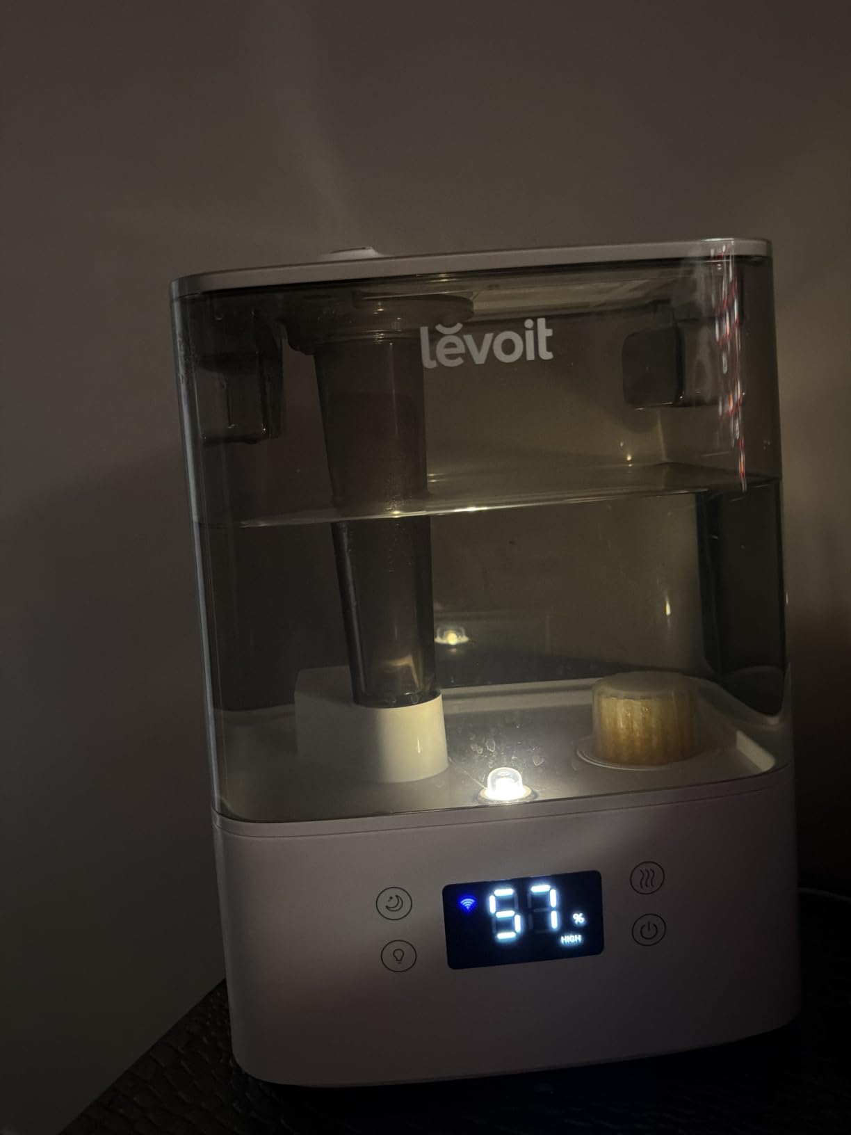 Levoit Humidifiers for Bedroom Large Room, 6.2L Tank, Smart App, Quiet 26dB | Top Fill Cool Mist Humidifier for Baby & Plants, Easy to Clean, 62H Runtime, Essential Oil, Precise Humidity Control customer photo 2