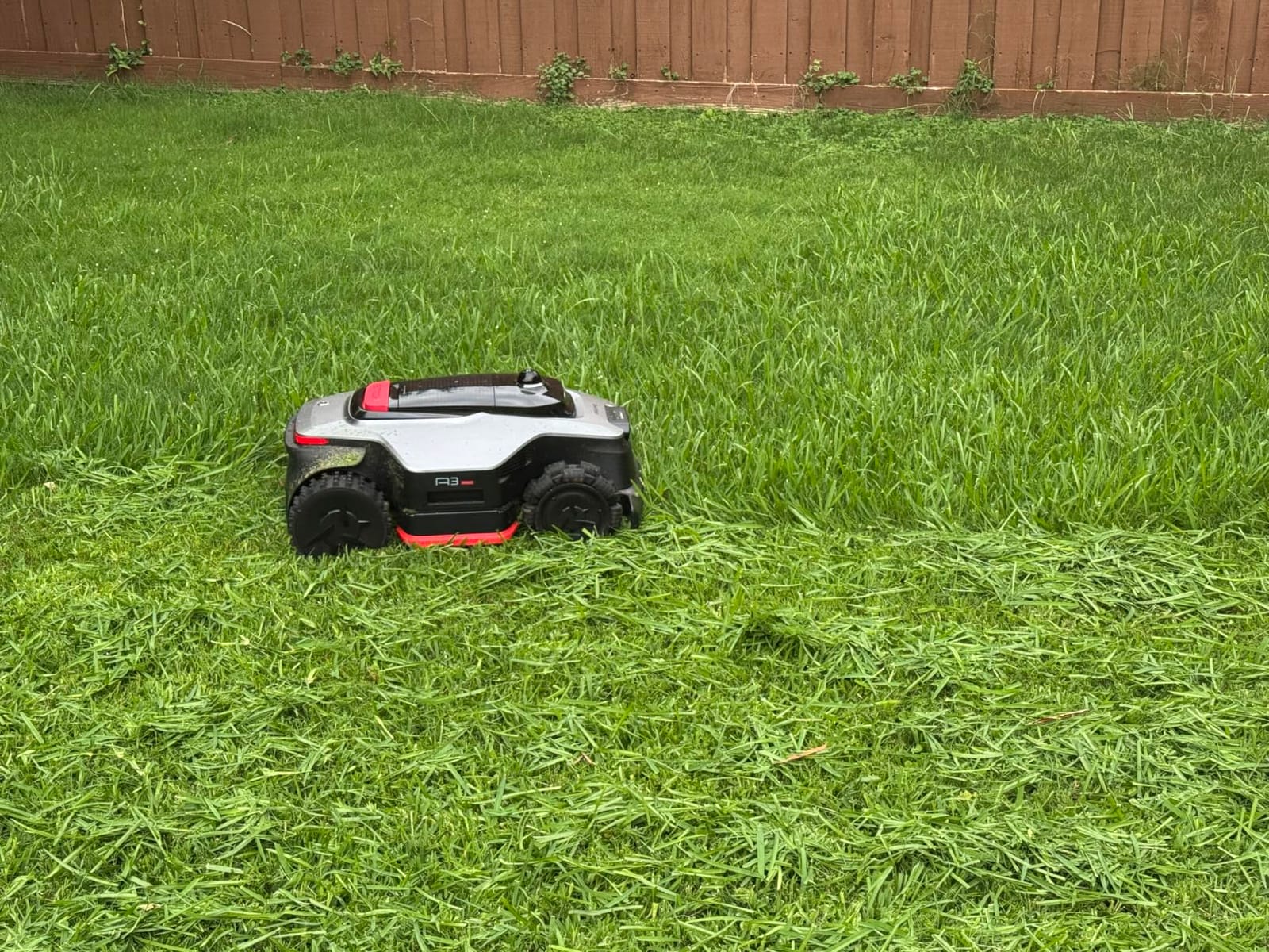 DREAME LiDAR Robot Lawn Mower A3 AWD Pro 5000 Wire Free for 1.25 Acre | 4WD for 38.7° Slopes, Dual AI Vision Robotic Lawn Mowers, Dual-Disc Cutting 15.8