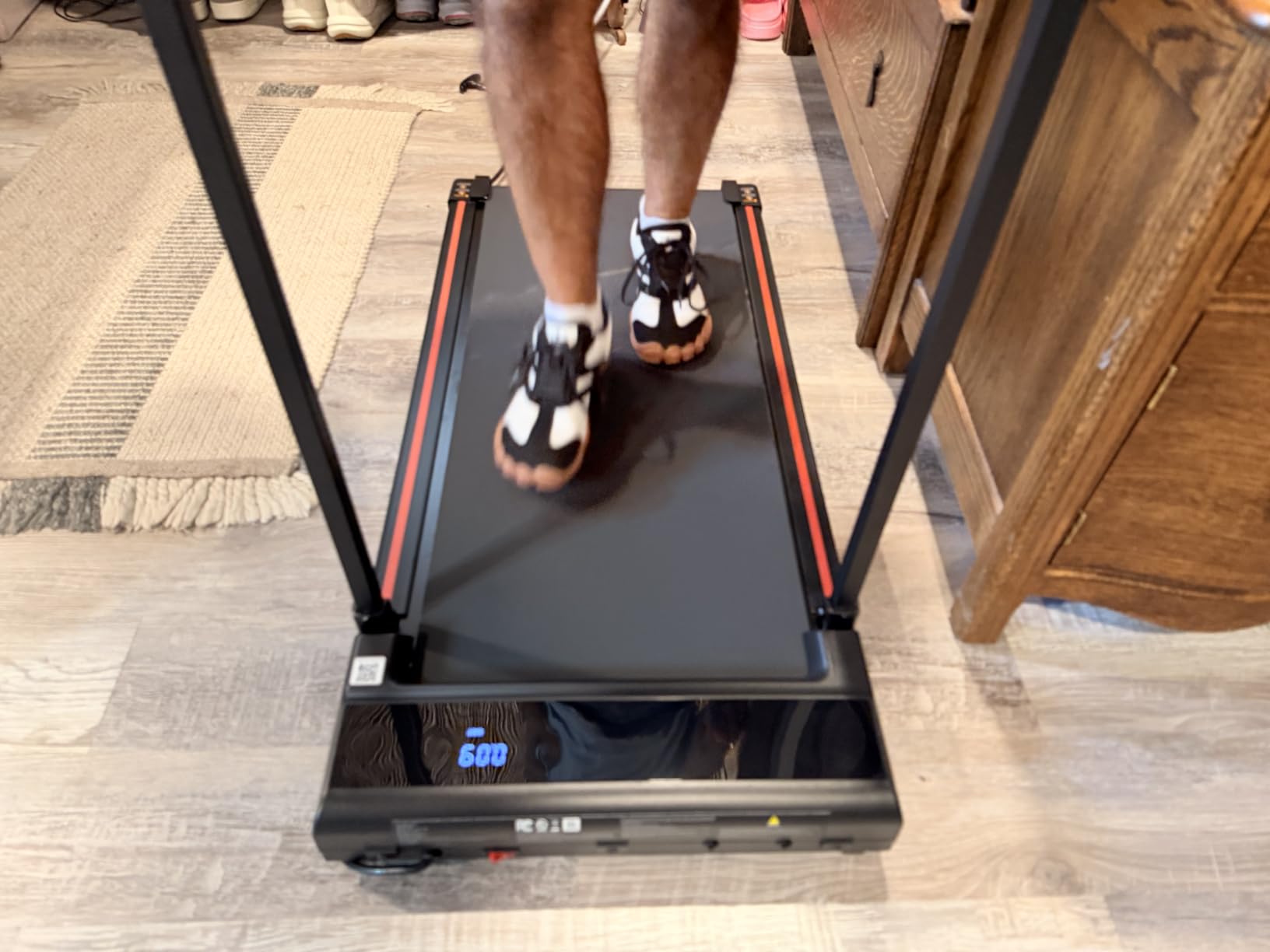 Walking Pad Treadmill for Home - Foldable Treadmills with Handle Bar Mini Portable Walk Pads Under Desk Small Spaces Compact Folding Electric Treadmills Office Walking and Running Machine Terluxra customer photo 1