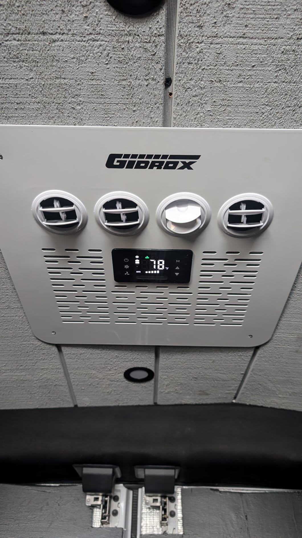10000 BTU 12V DC RV Air Conditioner - Battery Powered, Low Power Consumption, Ultra Quiet & Fast Cooling Upgraded Rooftop AC Unit with APP Remote for Camper Van and Truck (Cooling Only) customer photo 2