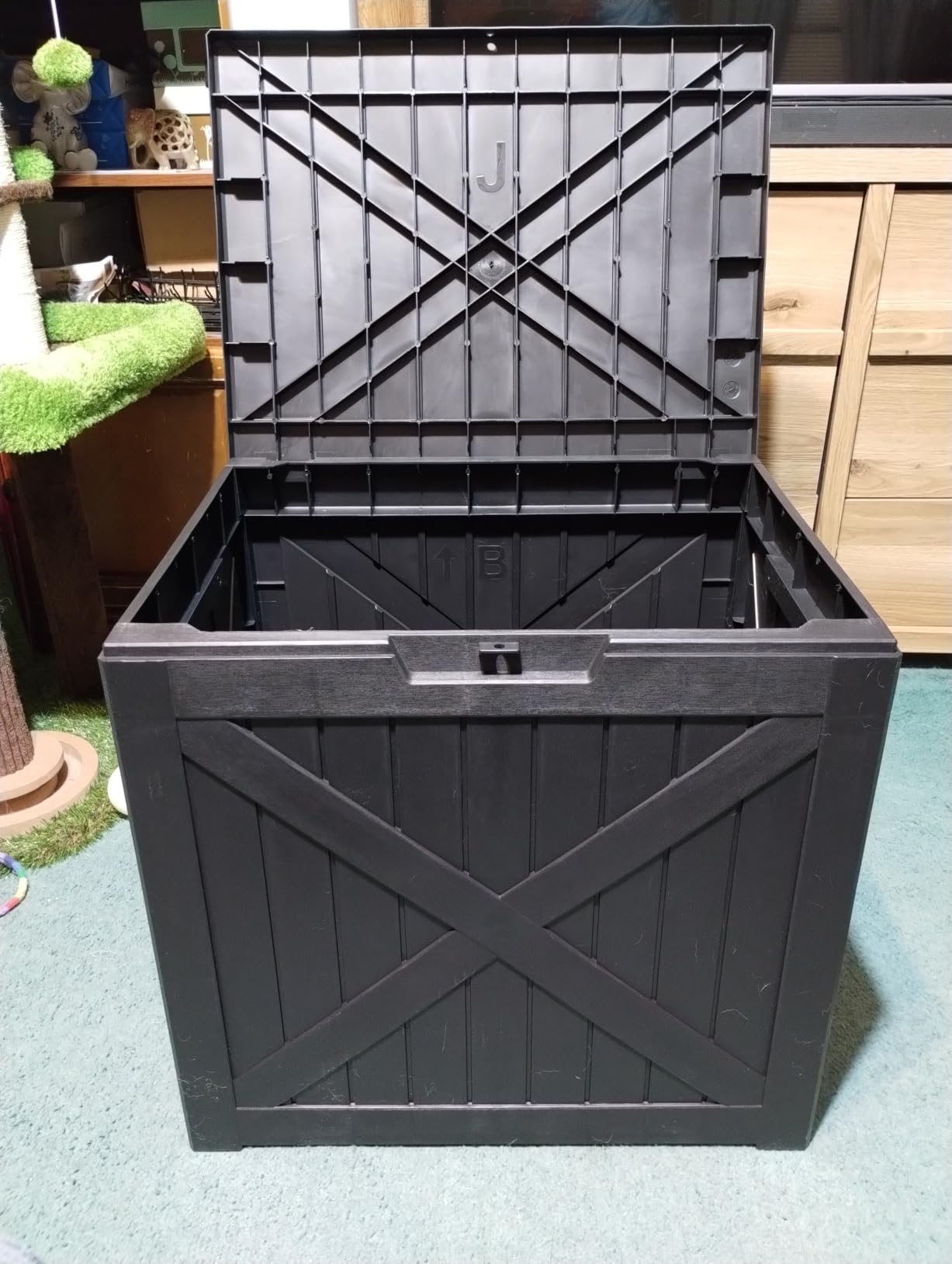 PatioZen Outdoor Storage Box Waterproof Extra Large 330 Gal Lockable, Black | Heavy Duty Resin Large Deck Box Organization for Garden Tools & Accessories, Hydraulic Lift, All-Season UV-Resistant customer photo 2