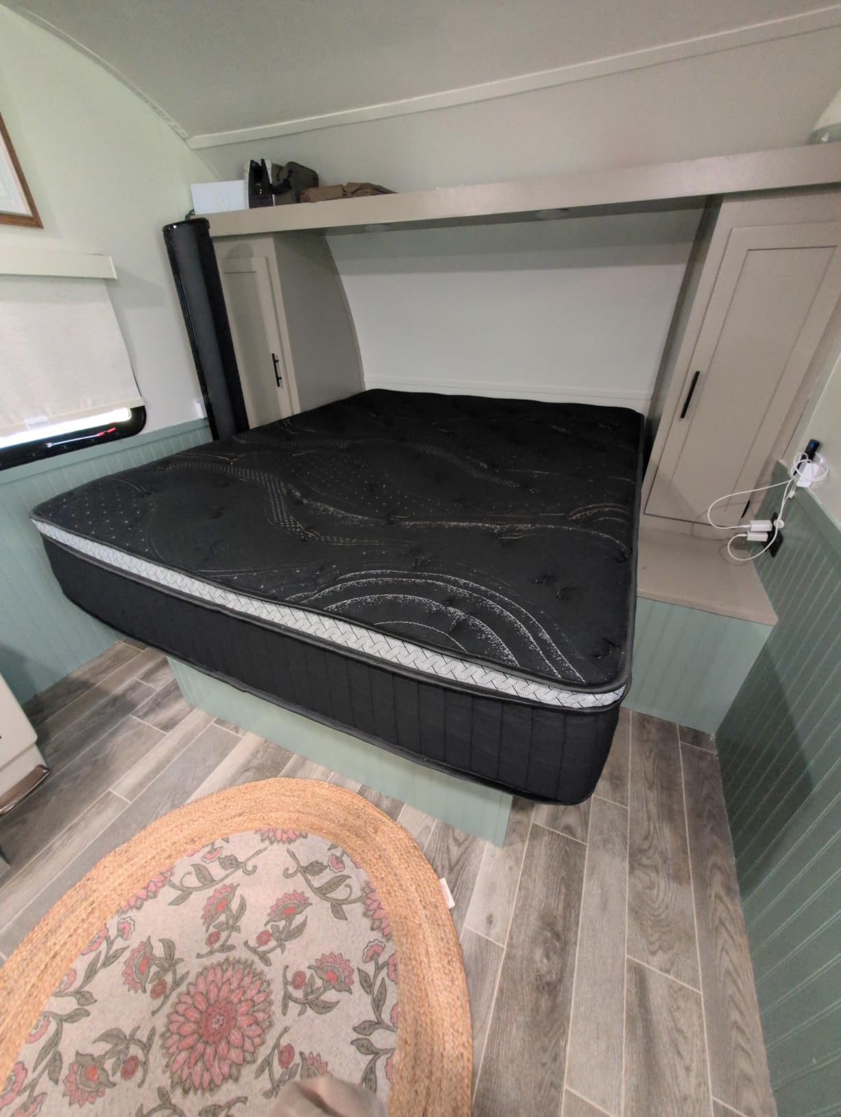 12 Inch RV Short Queen Mattress, Upgraded 7-Zoned Support Hybrid RV Queen Mattress customer photo 1