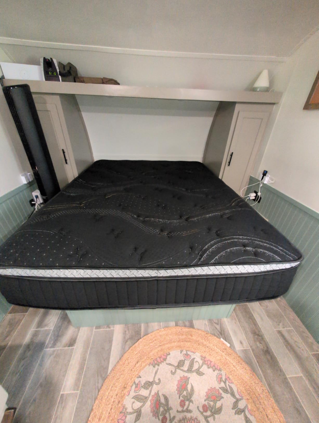 12 Inch RV Short Queen Mattress, Upgraded 7-Zoned Support Hybrid RV Queen Mattress customer photo 2