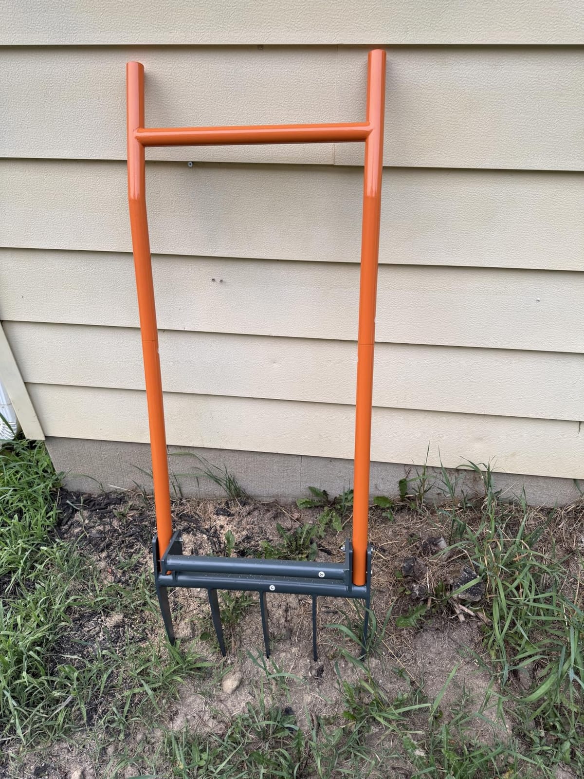 Broadfork Garden-Tool Heavy-Duty Broad Fork - 50cm Wide 5 Tines Digging Fork with Pedals, Robust Durable Garden Fork for Loosening Soil and Weed Removal customer photo 1