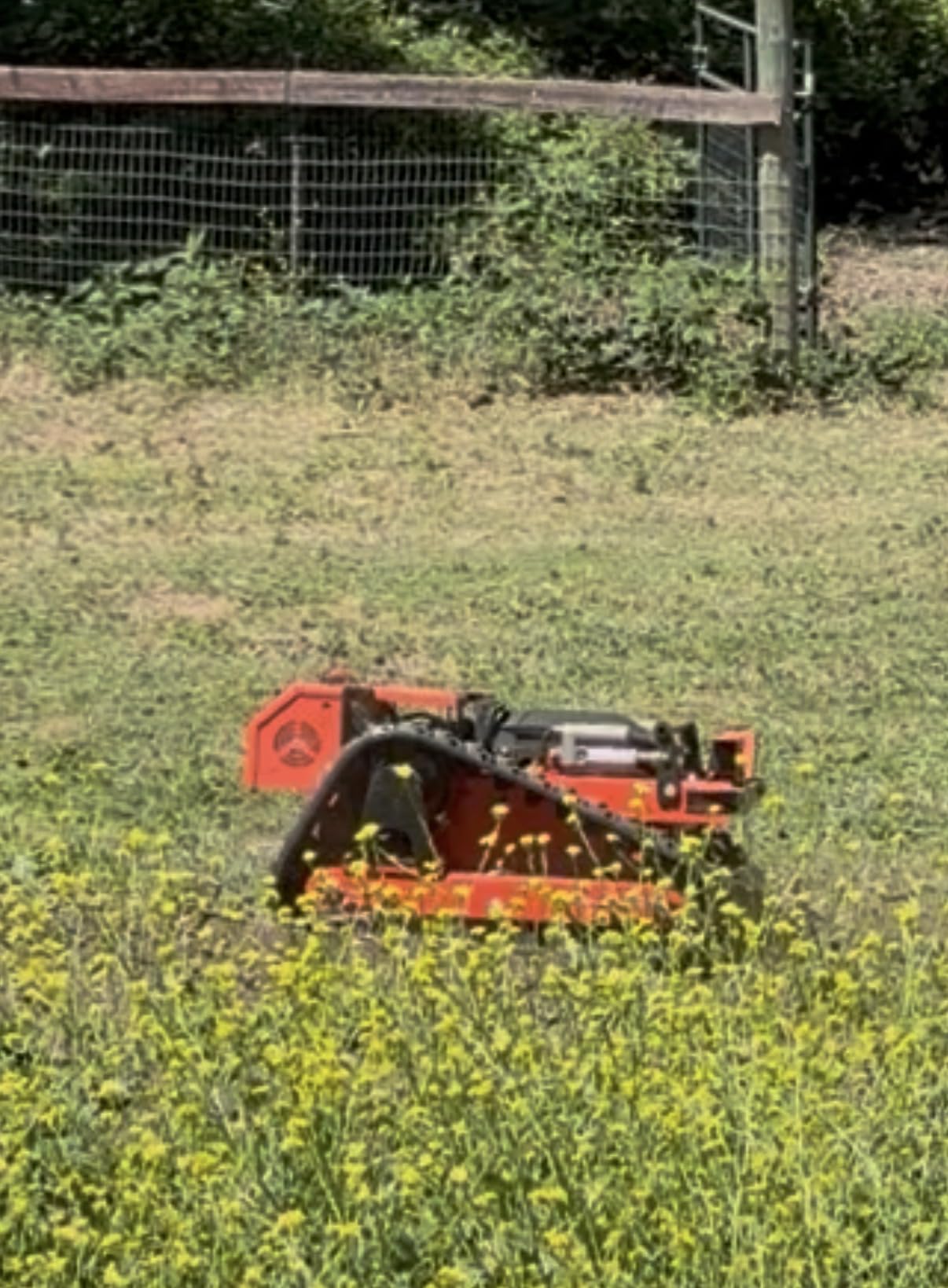 INFRONT Remote Control Lawn Mower - All Terrain Tracks, 45° Slope Climbing, Gas Electric Hybrid, High Power Strong Mower customer photo 2