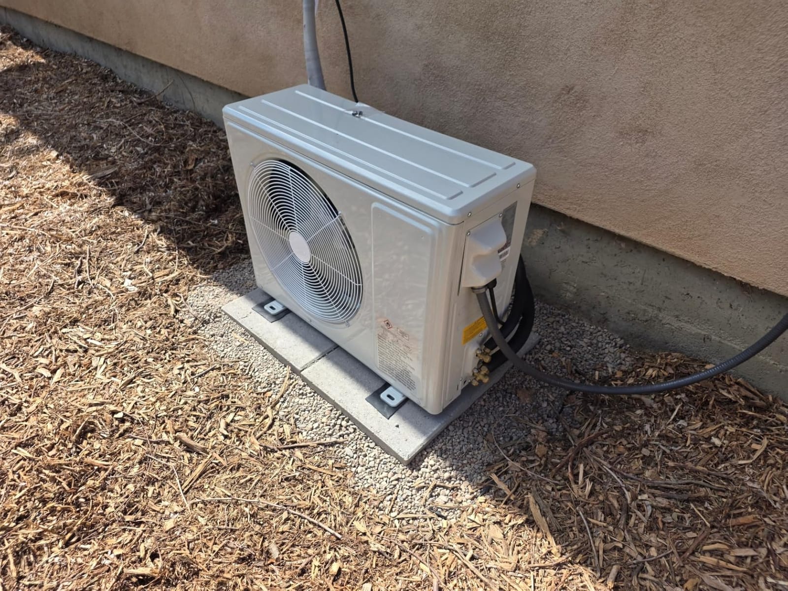 12000BTU Mini Split Air Conditioner Heat Pump, 19 SEER2 Inverter Compressor AC Unit Cools Rooms up to 750 Sq. Ft, 115V Ductless Split AC with Pre-Charged Condenser & Installation Kit(White) customer photo 2