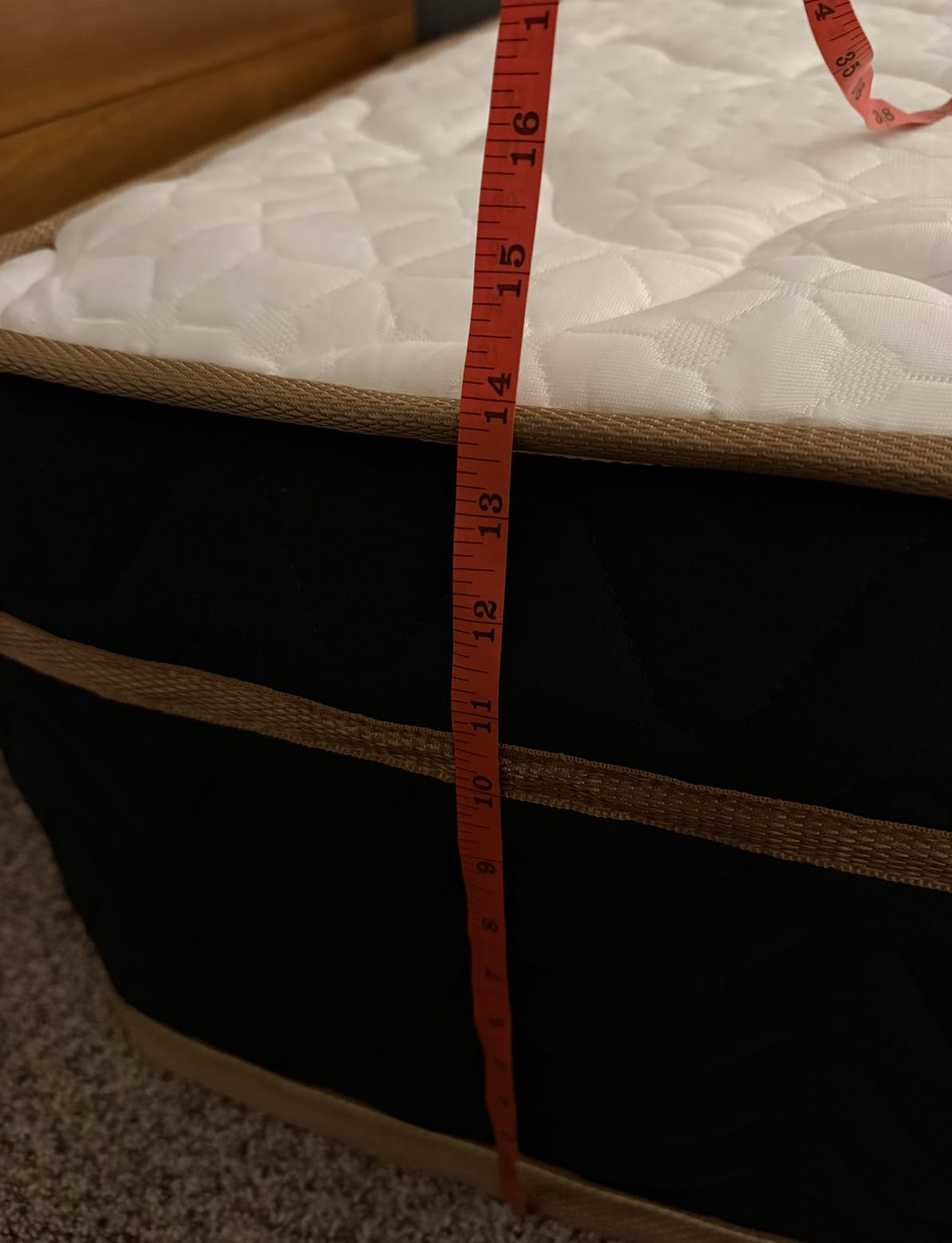 Queen Mattress 14 Inch, Luxury Hotel Cooling Hybrid Bed Mattress in a Box | Zones Individual Pocket Spring, Extra Hip/Shoulder/Lumbar Support, Fiberglass-Free, 365-Night Trial, CertiPUR-US customer photo 1
