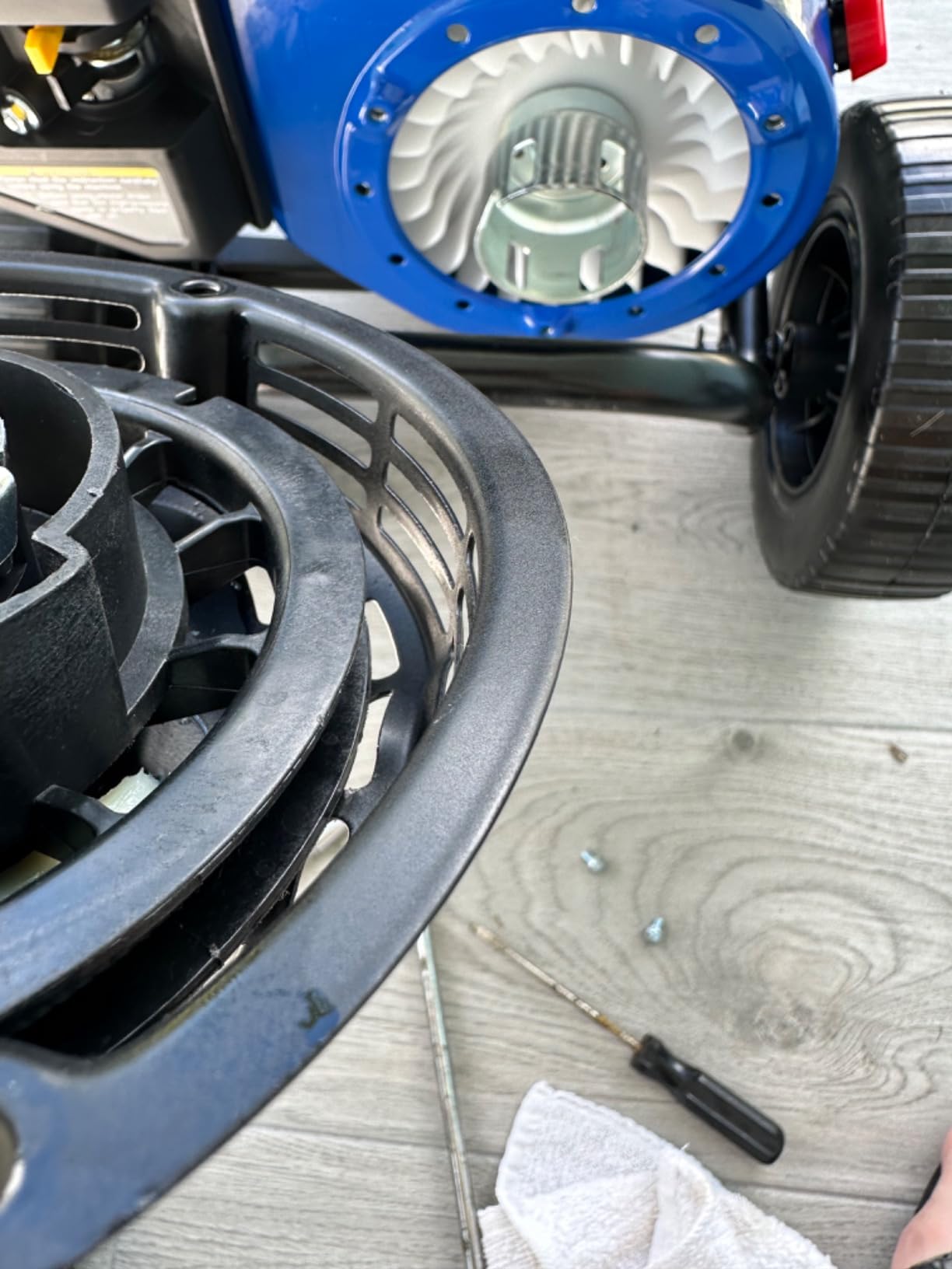 BILTHARD 3500 PSI Gas Pressure Washer, 2.6 GPM Heavy Duty Power Washer with 212cc 4 Cycle Engine, Spray Gun and Wand, 5 Quick Connect Nozzle Tips, 30 Foot Hose customer photo 1
