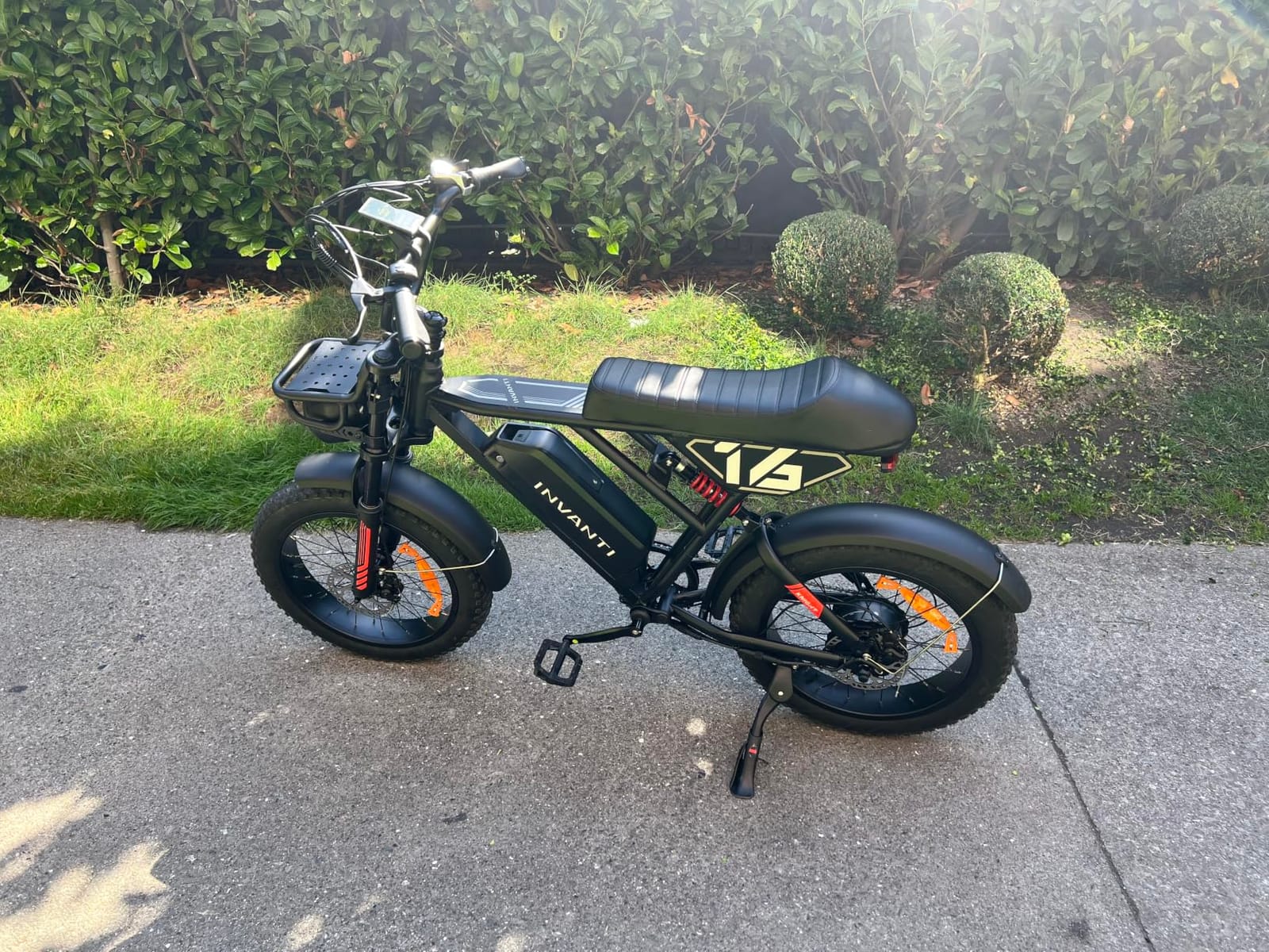 INVANTI EB16 Electric Bike for Adults, Electric Dirt Bike 1500W Peak Motor,70 Miles 28MPH E-Bike with 48V 15.6AH Removable Battery, 20