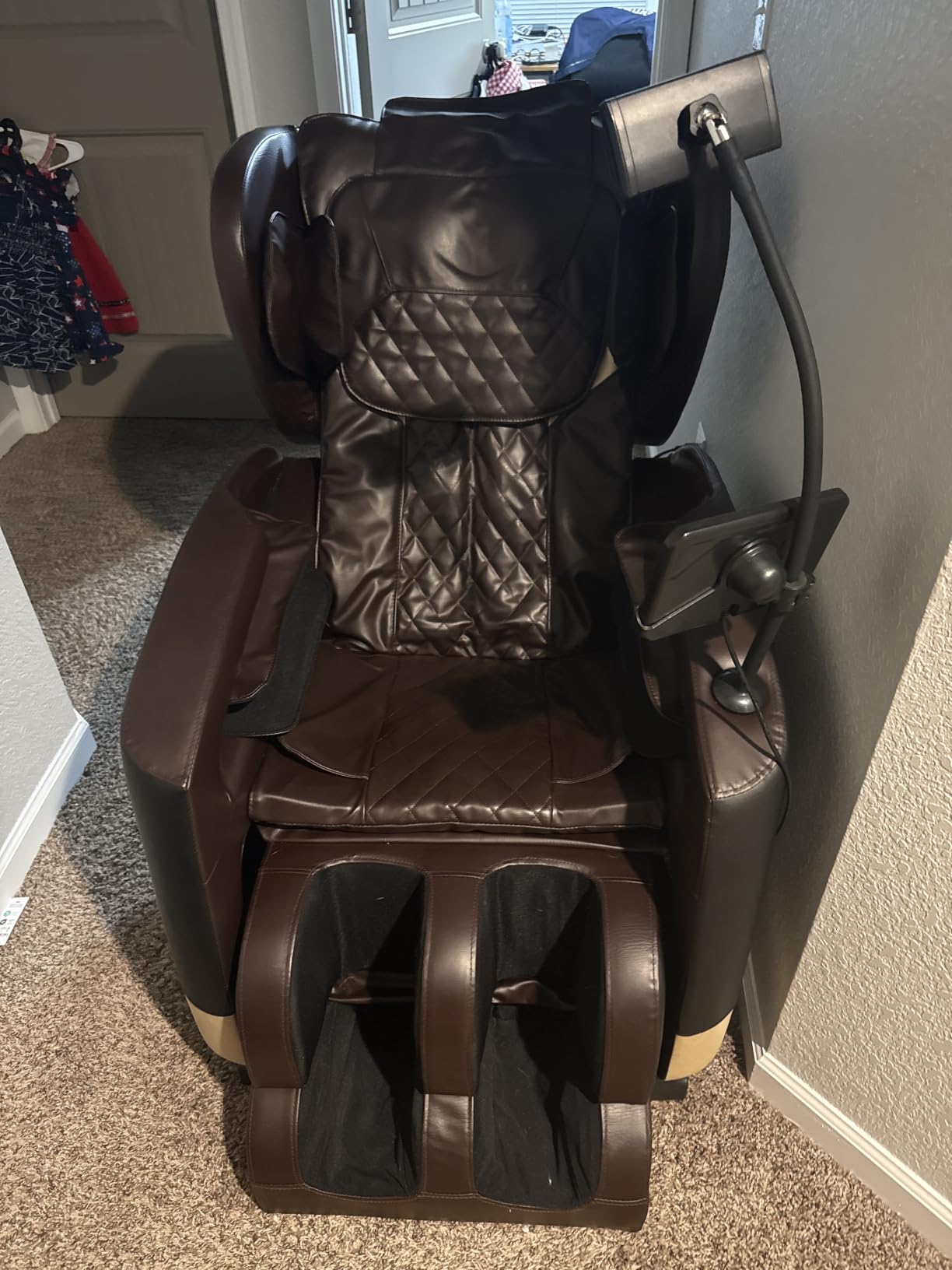 FURNIMAT Massage Chair Full Body Zero Gravity Recliner, Black Leather | 14 Shiatsu Rollers, 10 Airbags, 5 Auto Modes, Heated, Foot Massage, Bluetooth Speaker, Touchscreen for Back & Neck Pain, Spa customer photo 2