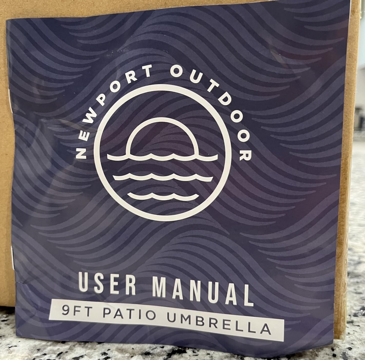 9ft Commercial Grade Patio Umbrella, 5-Year Fade Resistant 260 GSM Polyester Canopy, Rustproof Aluminum Frame, Smooth Tilt & Crank for Patio, Restaurant, Pool & Deck customer photo 1