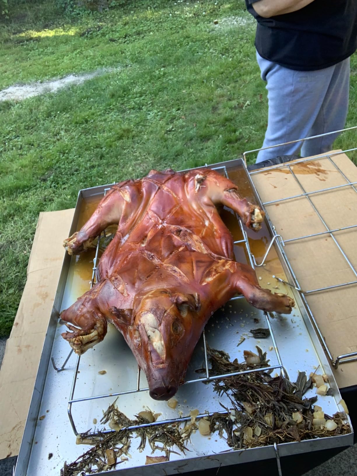 Bene Casa Caja Asadora Outdoor Roasting Box.This roasting Box can Hold Up to 100 Pounds of Meat. customer photo 2