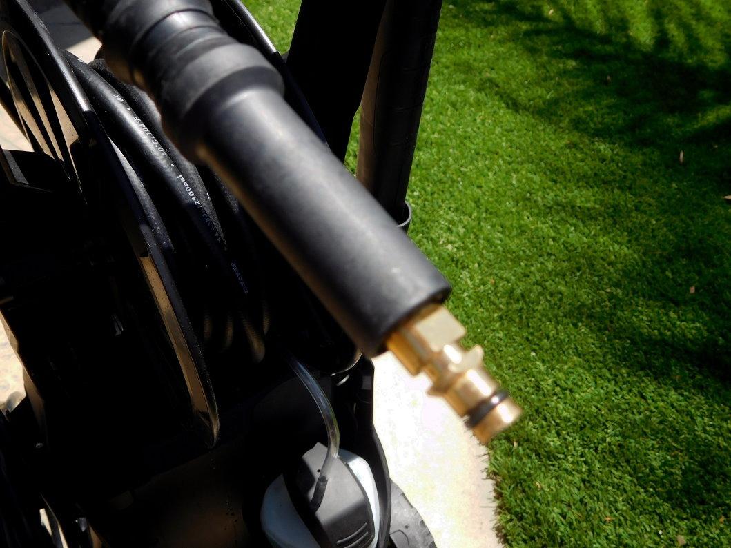 Kärcher Pressure Washer K 5 Premium, 1.4 GPM with Hose Reel customer photo 1