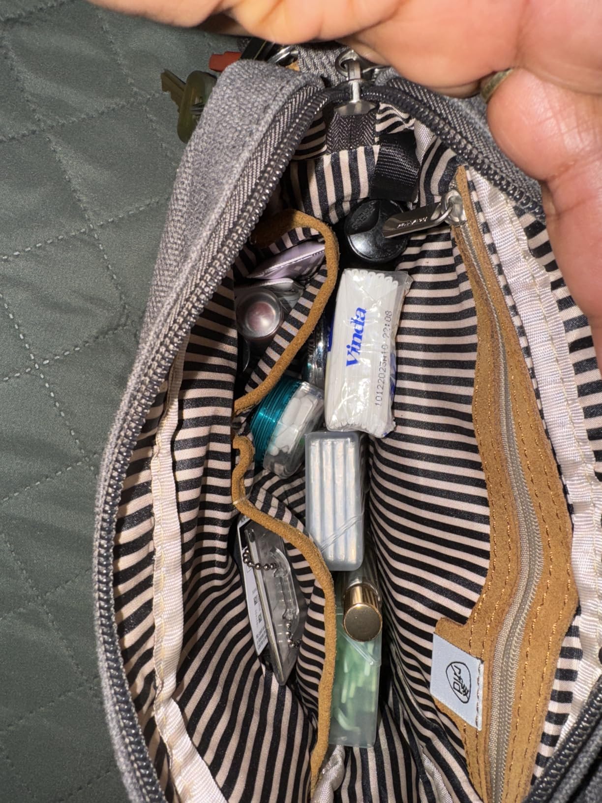 Travelon Anti-Theft Heritage Small Crossbody Bag customer photo 1