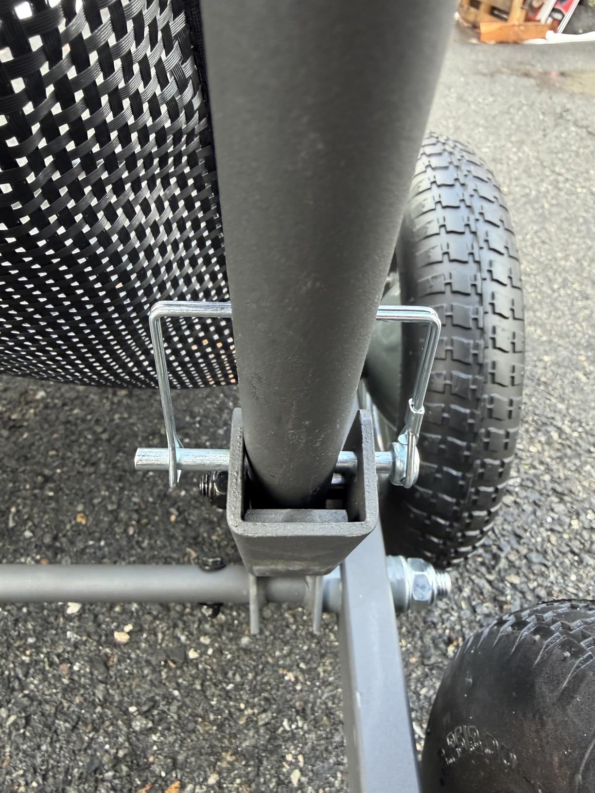 Hawk Crawler All-Terrain Multi-Use Deer Cart w/Dual Pivoting Axles, Black customer photo 1