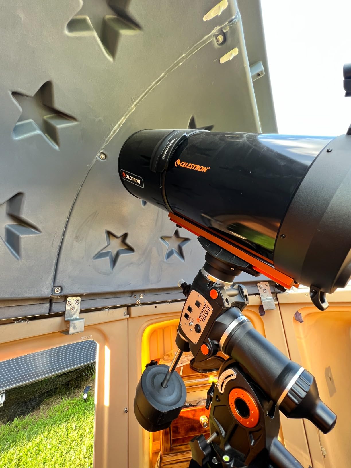 Celestron CGEM II Computerized Equatorial Mount & Tripod – 40lb Payload customer photo 1