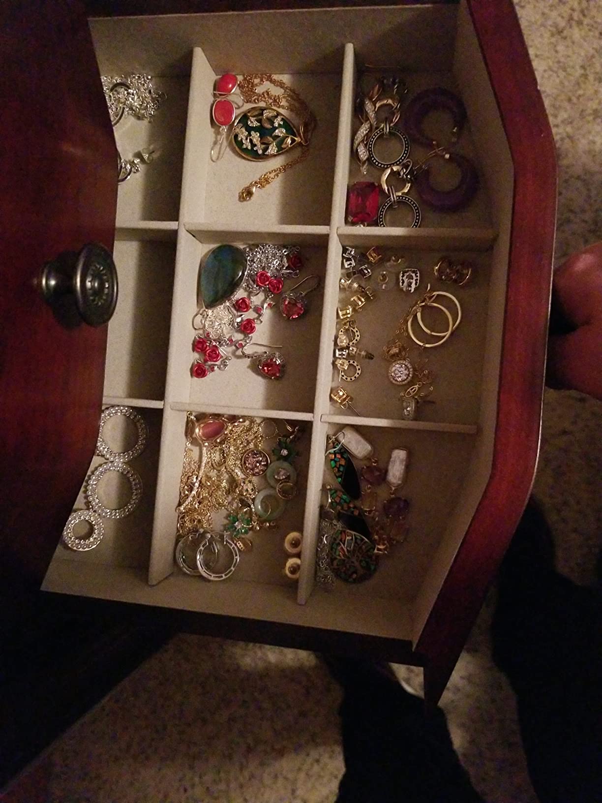 Hives and Honey Roman Locking Jewelry Armoire – 8 Drawer Organizer with Mirror, Side Necklace Hooks, Ring Rolls and Anti-Tarnish Lining customer photo 1