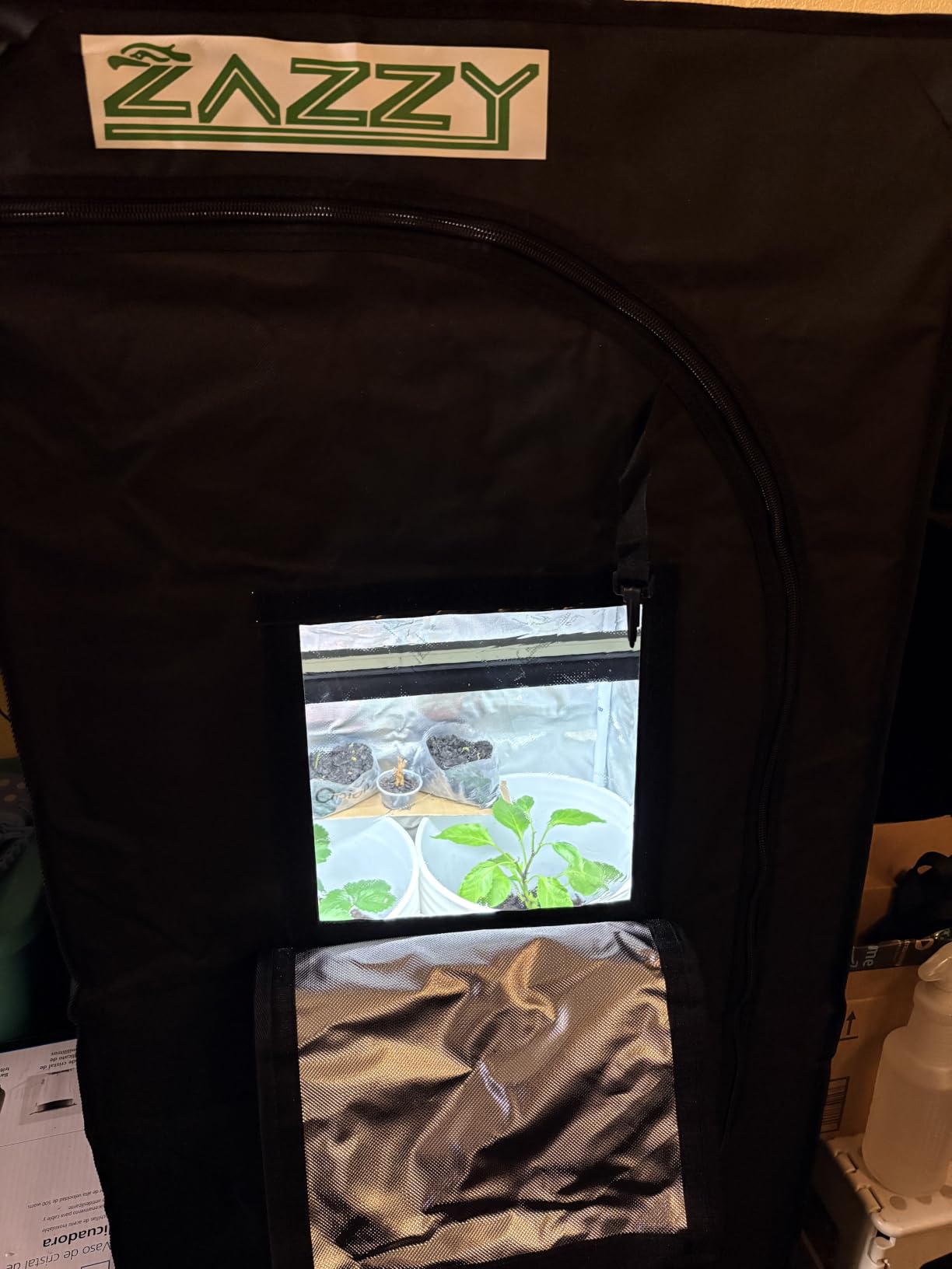 zazzy 4x4 Grow Tent, 48