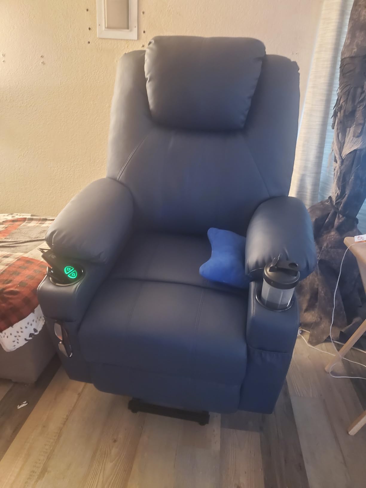 MCombo Power Lift Recliner Chair for Elderly, Heat and Massage 7040(Medium) customer photo 2