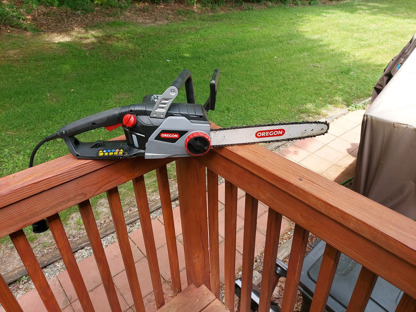 Oregon 2400W Corded Electric Chainsaw with 16