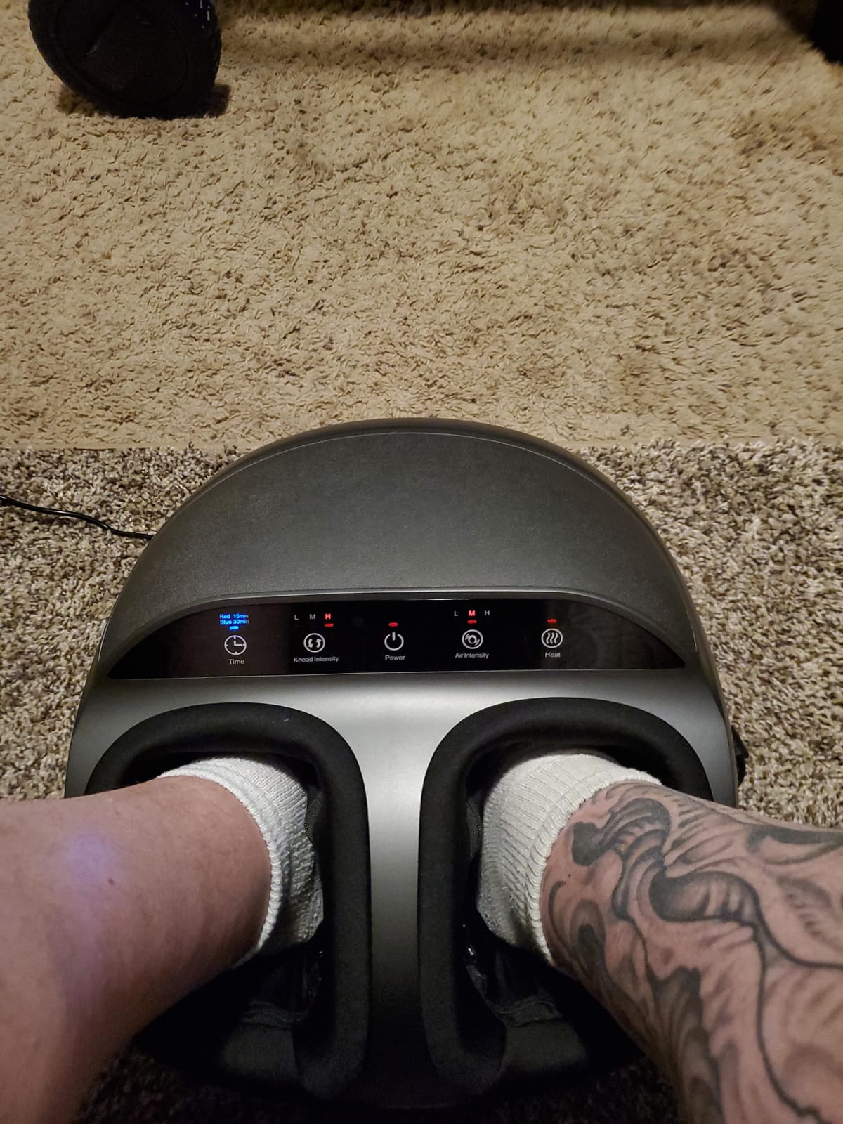 RENPHO Shiatsu Foot Massager with Heat, Deep Kneading & Auto Foot Size Fit customer photo 1
