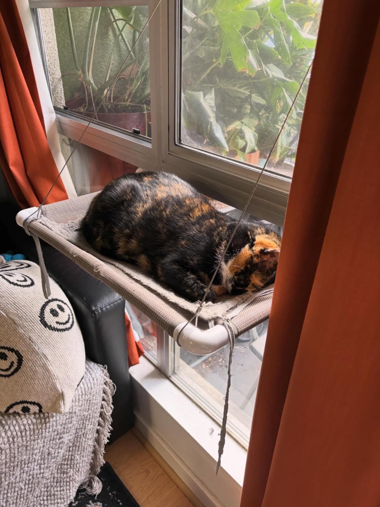 PEFUNY Cat Window Hammock – Mess-Free Waterproof Cats Window Perch for Large Cats, Strong Suction Cup Hammock with Flannel Cover, Indoor Cat Seat, Beige customer photo 1