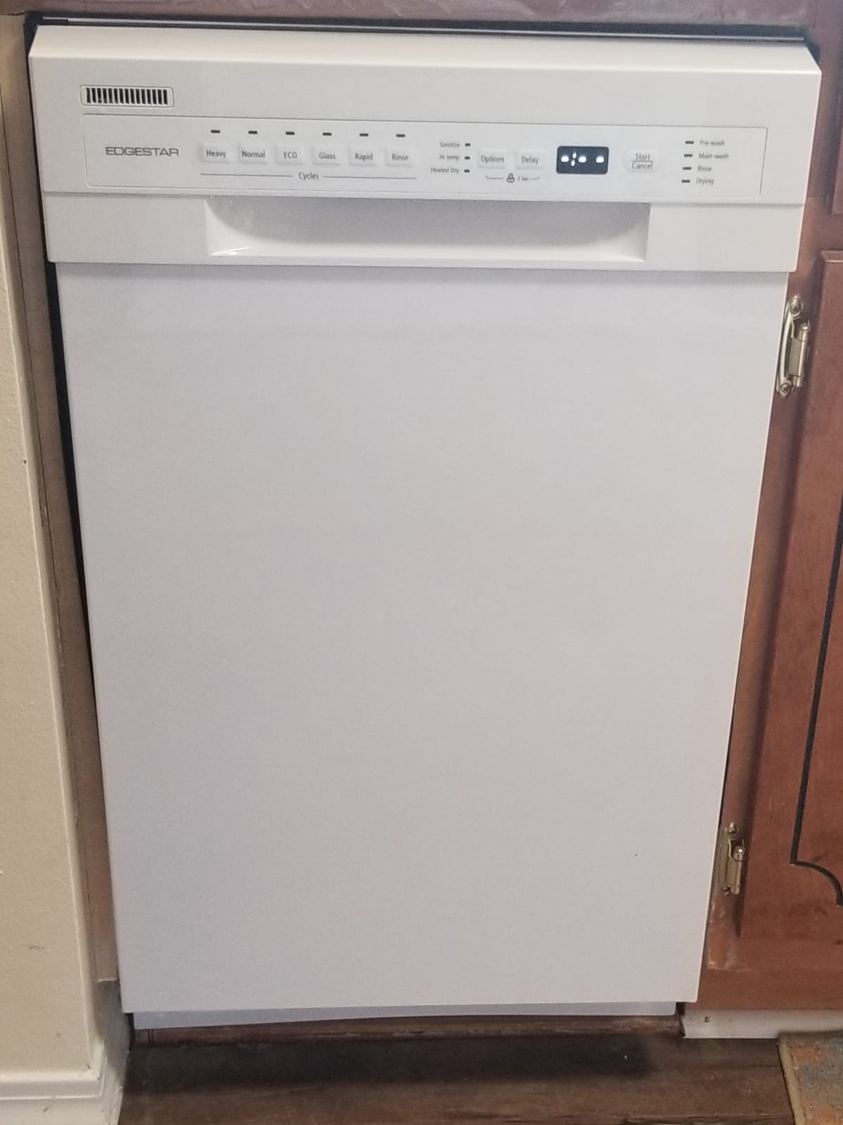 EdgeStar BIDW1802SS 18 Inch Wide 8 Place Setting Built-In Dishwasher customer photo 2