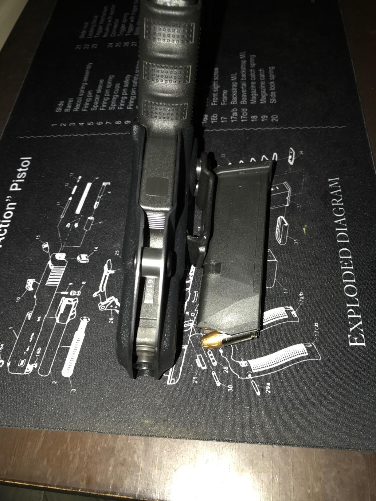 POLE.CRAFT IWB Kydex Holster Custom Fit: Glock 19 19X 25 44 45 (Gen 1 2 3 4 5) & Glock 23 32 (Gen 3 4) - Inside Waistband Carry - Adj. Cant Retention customer photo 1