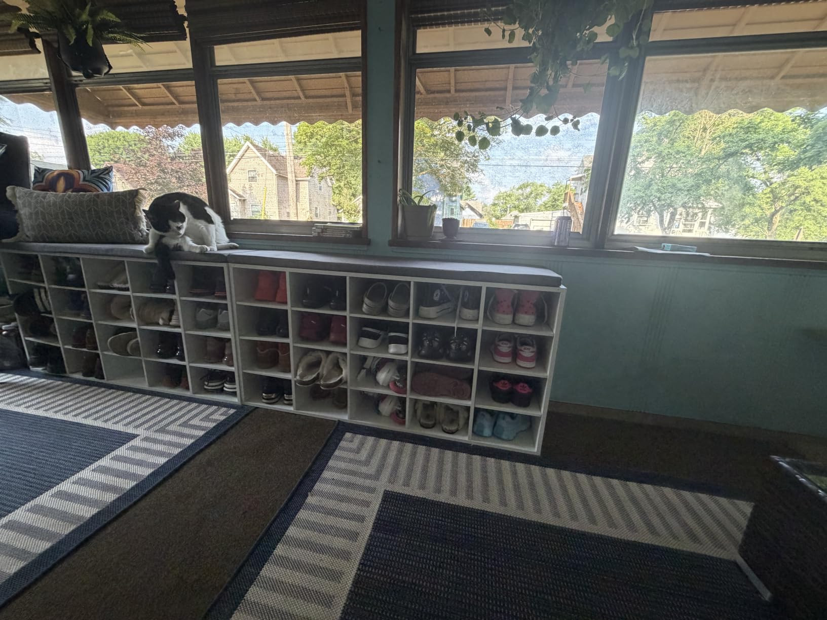 VASAGLE Shoe Bench with Cushion, 15 Compartments, 11.8 x 41.3 x 18.9 Inches customer photo 1