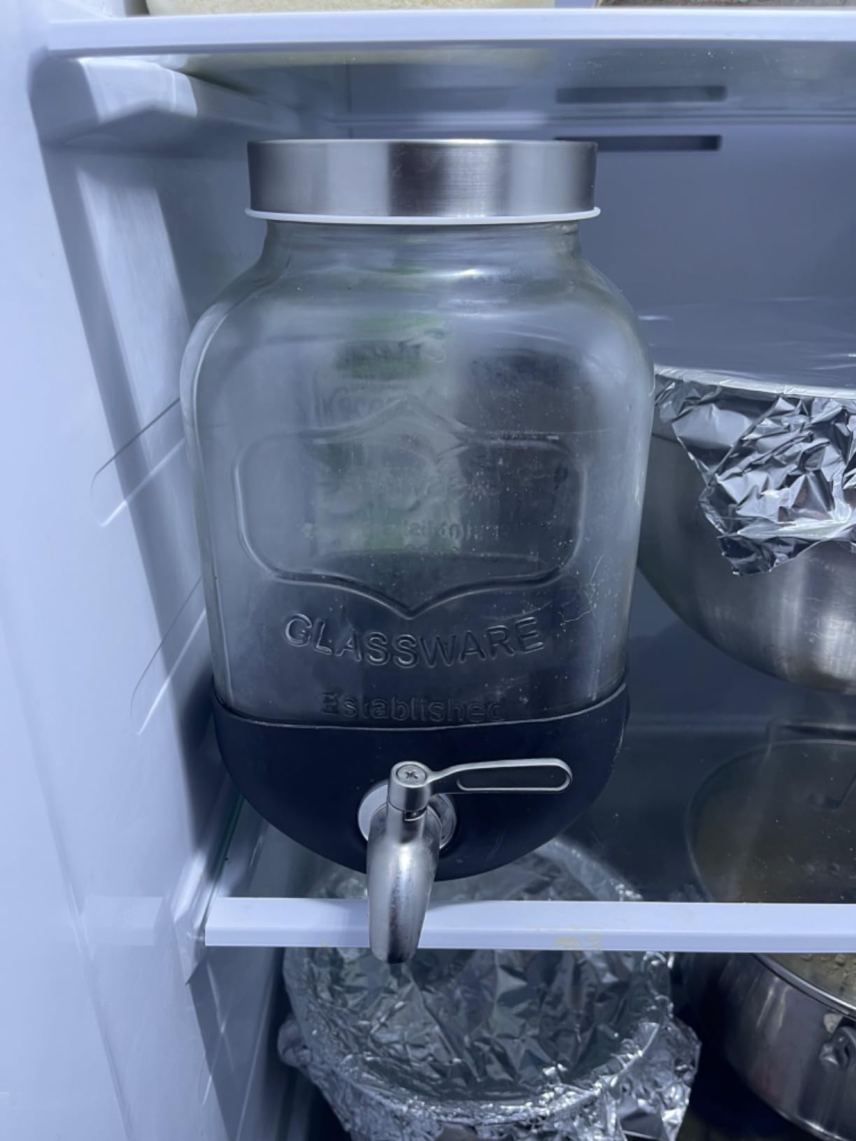 Zulay 1 Gallon/128oz Cold Brew Maker – Thick Glass Cold Brew Pitcher with Stainless Steel Filter, Lid & Spout – Large Cold Brew Coffee Maker - Iced Coffee & Sun Tea Pitcher for Fridge – Silver customer photo 2