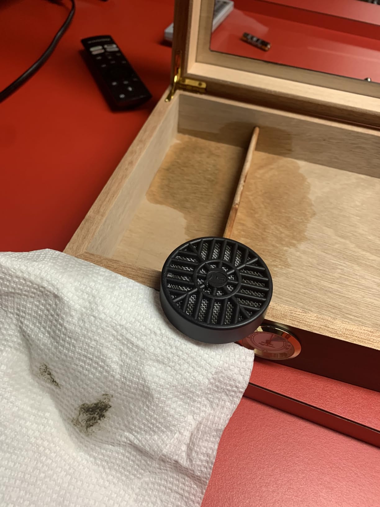 Black Round Cigar Humidifier customer photo 1