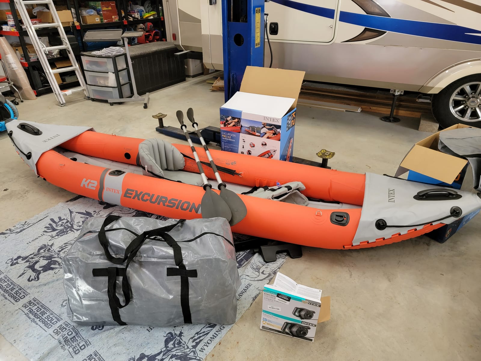 INTEX Excursion Pro K2 Kayak 2-Person Set w/Paddles & Pump, 2-Pack | 68309EP - Portable Sit-on Tandem Kayak with Removable Skegs and Two Dry Bags for Gear, 12ft 9in x 3ft customer photo 2