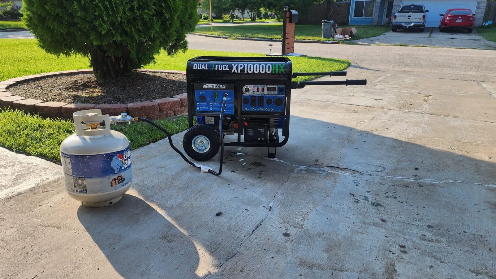 DuroMax XP10000HX 10,000-Watt Dual Fuel Portable Generator - Gas & Propane, Electric Start, Whole Home Power Backup, Transfer Switch Ready, RV & Emergency Ready customer photo 2