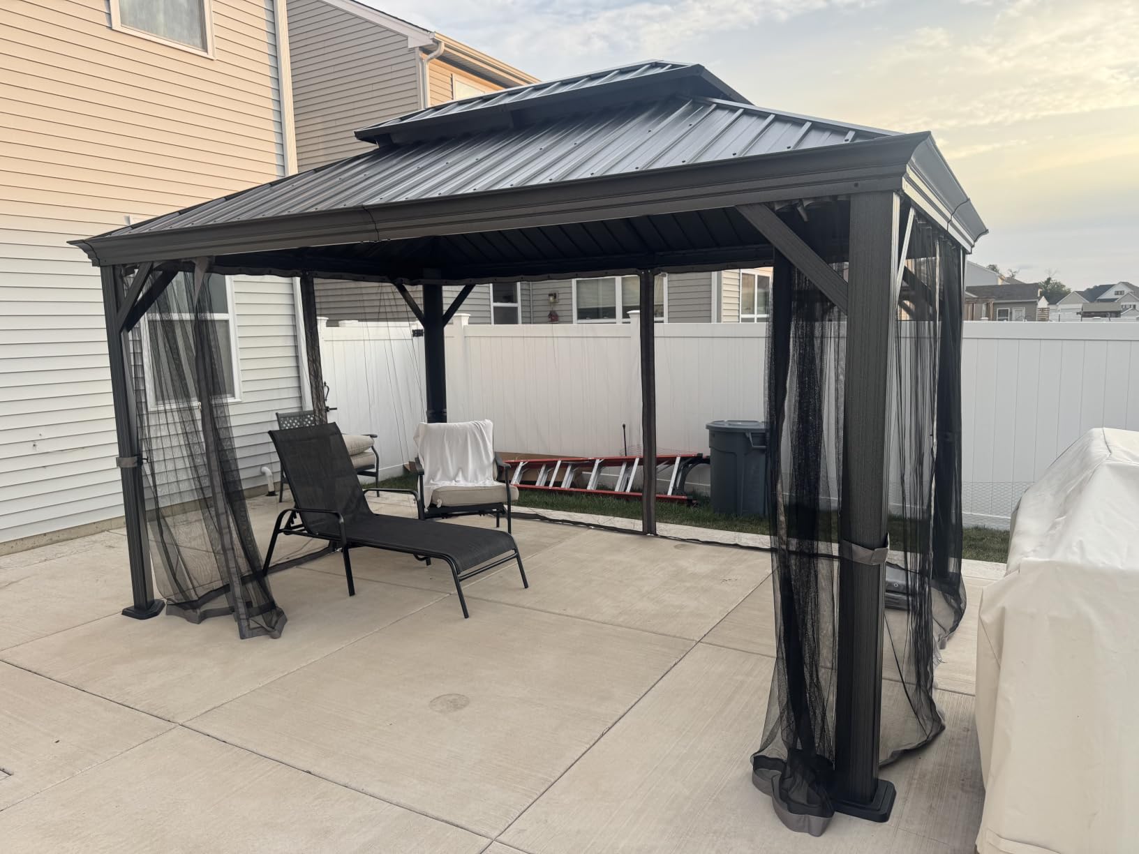 Kozyard Alexander 12' x 12' Hardtop Gazebo, Aluminum Frame customer photo 2