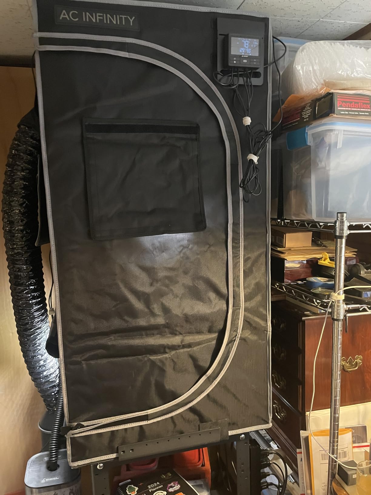 AC Infinity CLOUDLAB 866, Advance Grow Tent 5x5, Thickest Poles & Mylar customer photo 2