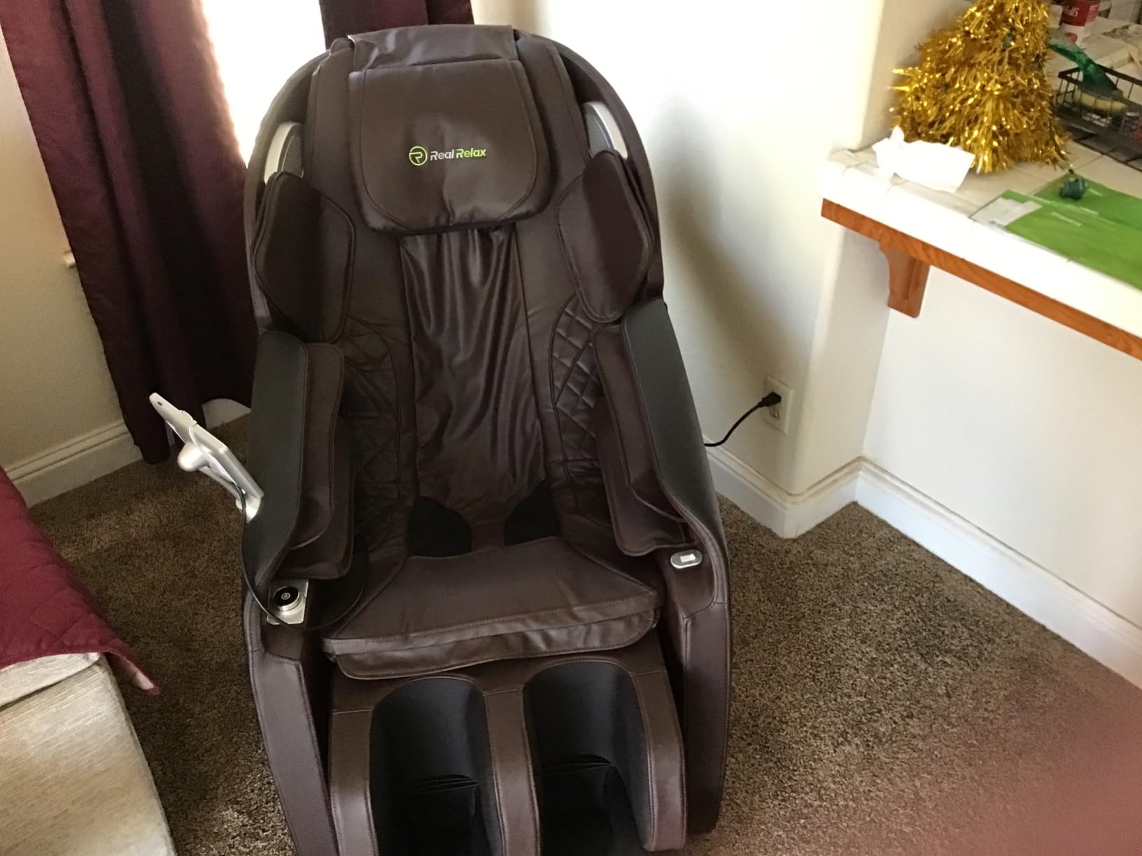 Real Relax 2025 Massage Chair Full Body,Zero Gravity 3D SL-Track Shiatsu Massage Recliner Chair with Heat Body Scan Bluetooth Foot Roller APP Control, Child Lock, Favor-06,Brown customer photo 1