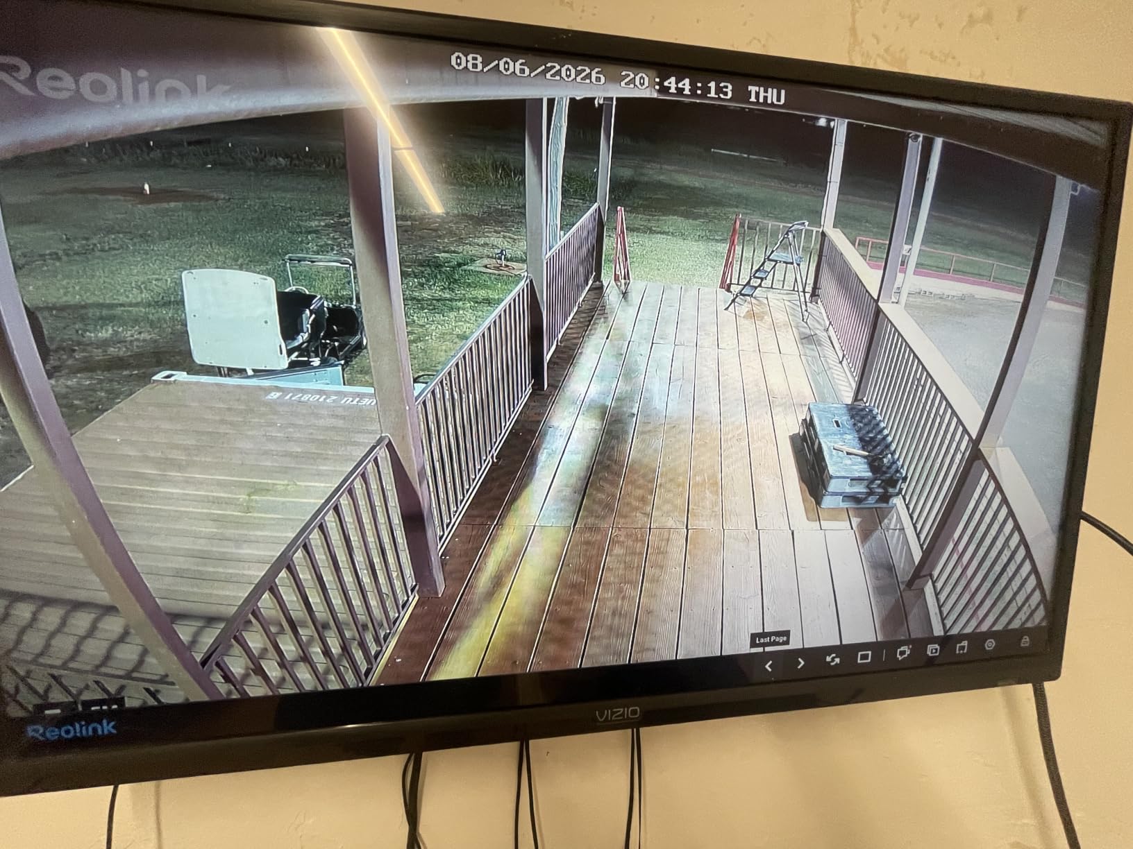 REOLINK 8CH 5MP PoE Security Camera System RLK8-410B4-5MP Black customer photo 1