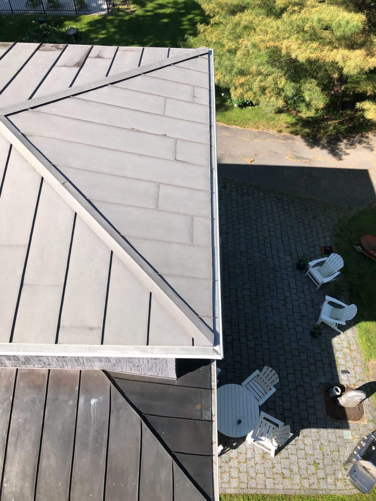 Micromesh Gutter Guards, 5 Inch, 100 FT, Stainless Mesh, White customer photo 1