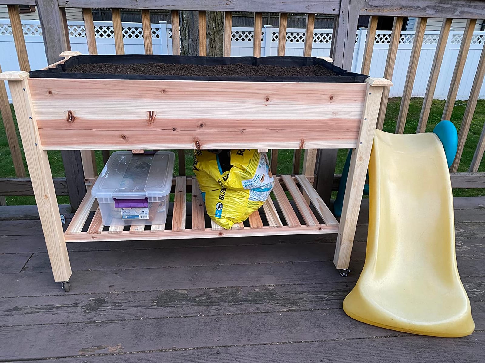 VIVOSUN Raised Garden Bed with Legs & Wheels Outdoor Wood 46x24x32 Mobile customer photo 2