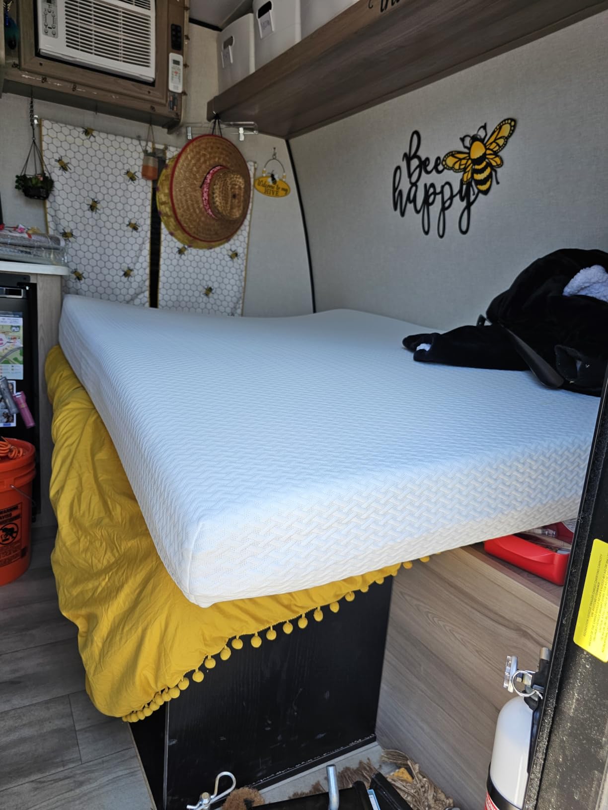 FDW | 6 Inch Twin Mattress | Medium Firm | Gel Memory Foam | White customer photo 1