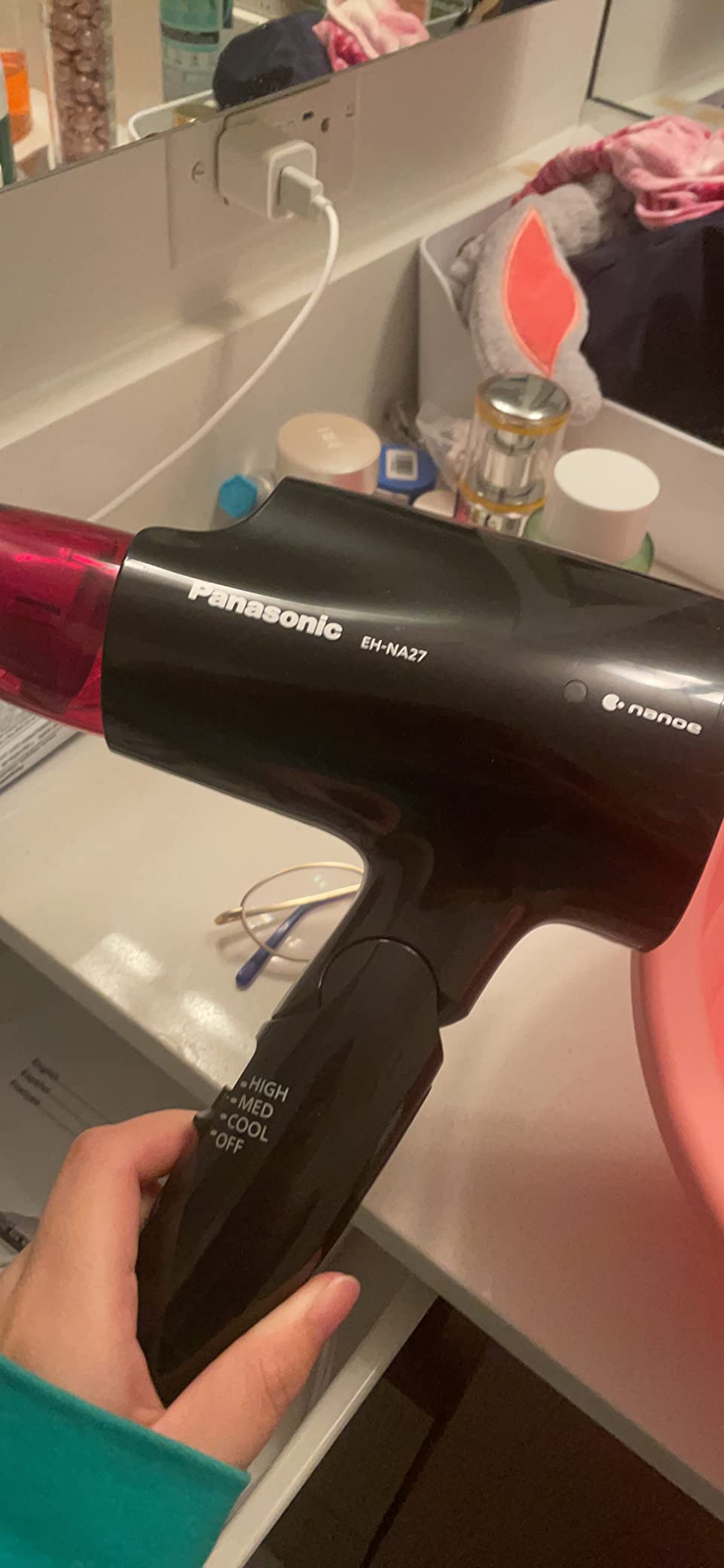 Panasonic nanoe Compact Hair Dryer EH-NA2C-W (White) - Japanese Nanoe Techonology, Foldable Travel Blow Dryer with Oscillating Quick Dry Nozzle, 1400W Lightweight Portable Hair Dryer, Anti-Frizz customer photo 1