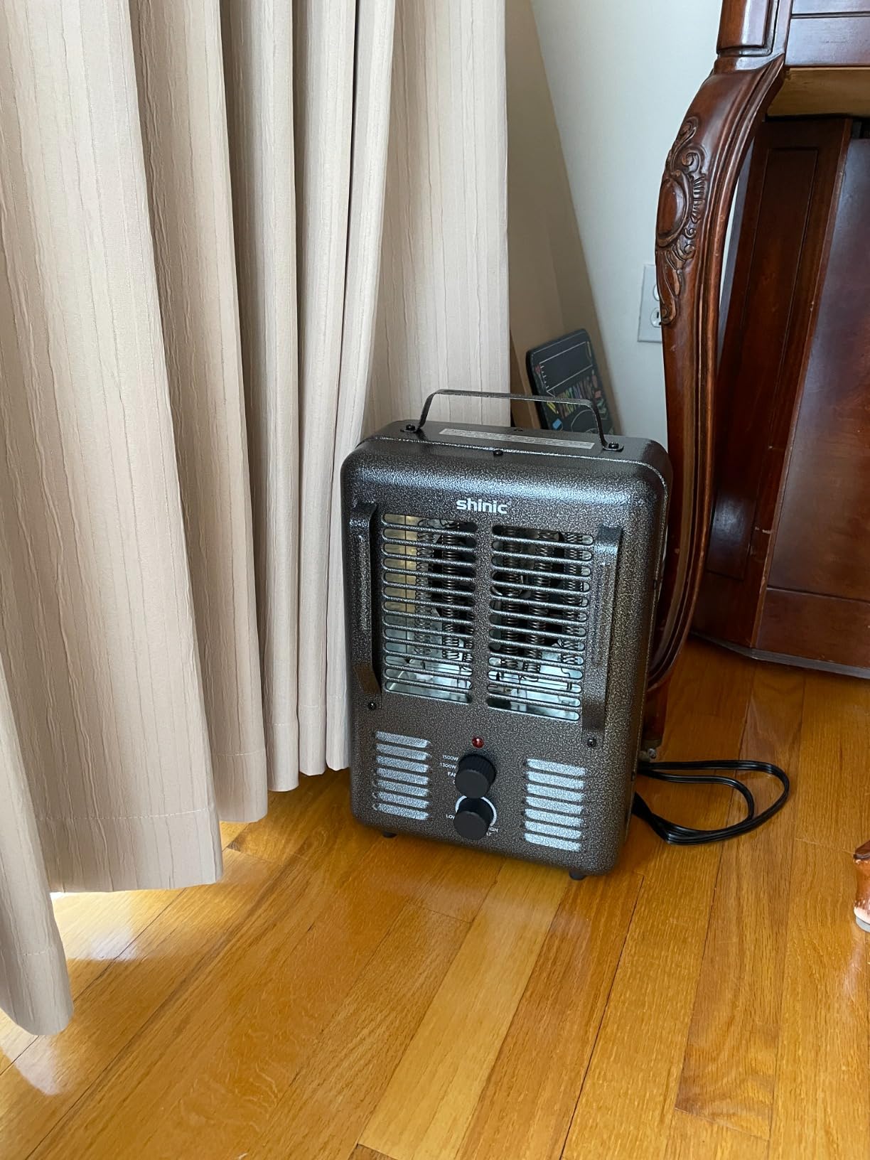 Shinic Space Heater,1500W Milkhouse Heater with Thermostat, Stay Cool Durable Metal Housing, Overheat protection, 3-Prong Plug, Tip-Over Auto Shut Off, Utility Heater for Garage, Bedroom, Greenhouse customer photo 1