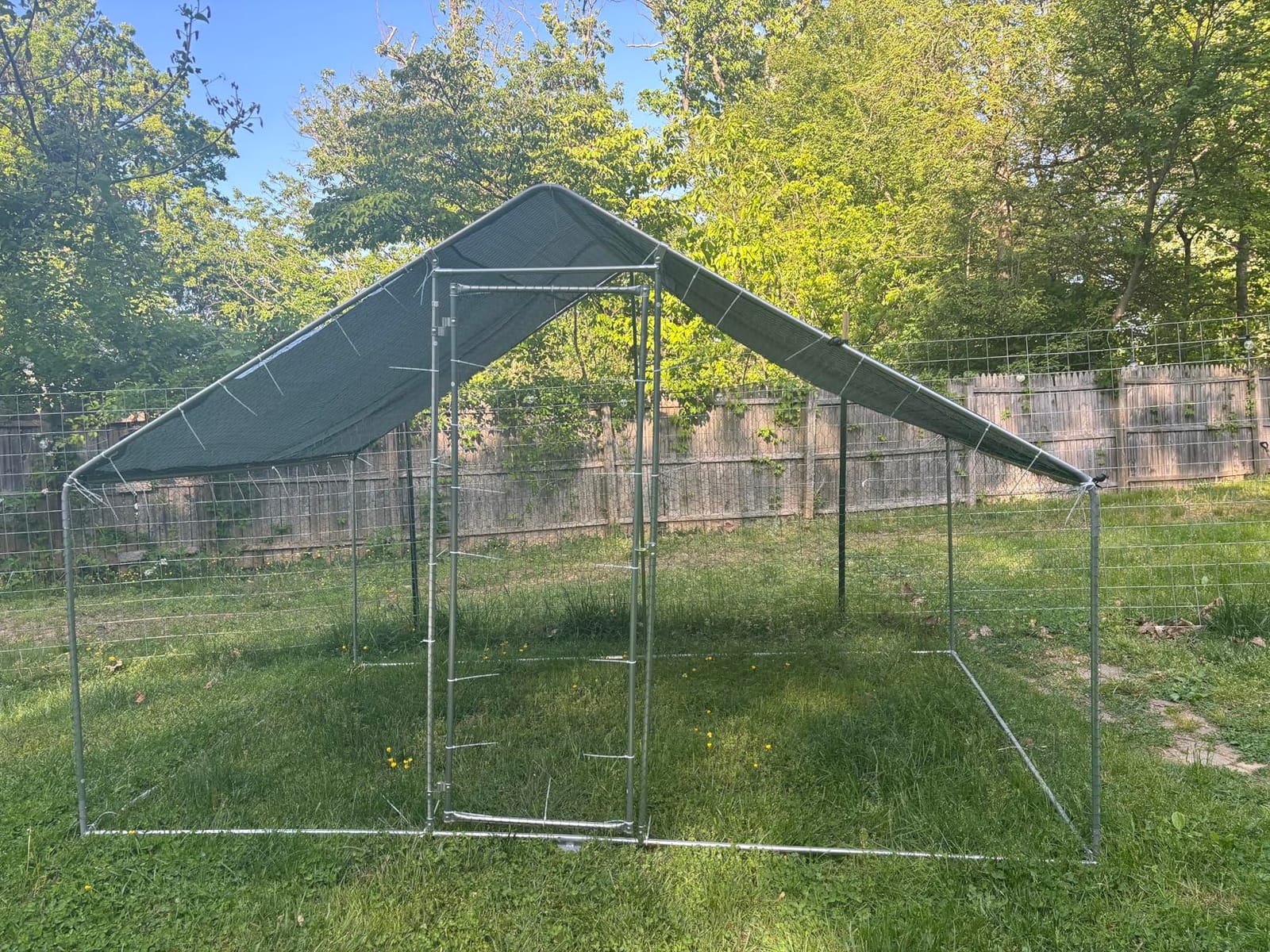 Large Metal Chicken Coop Round Top Upgrade Tri-Supporting Wire Mesh Chicken Run,Chicken Pen with Water-Resident and Anti-UV Cover,Duck Rabbit House Outdoor (13'L x 9'W x 6.5'H) customer photo 1