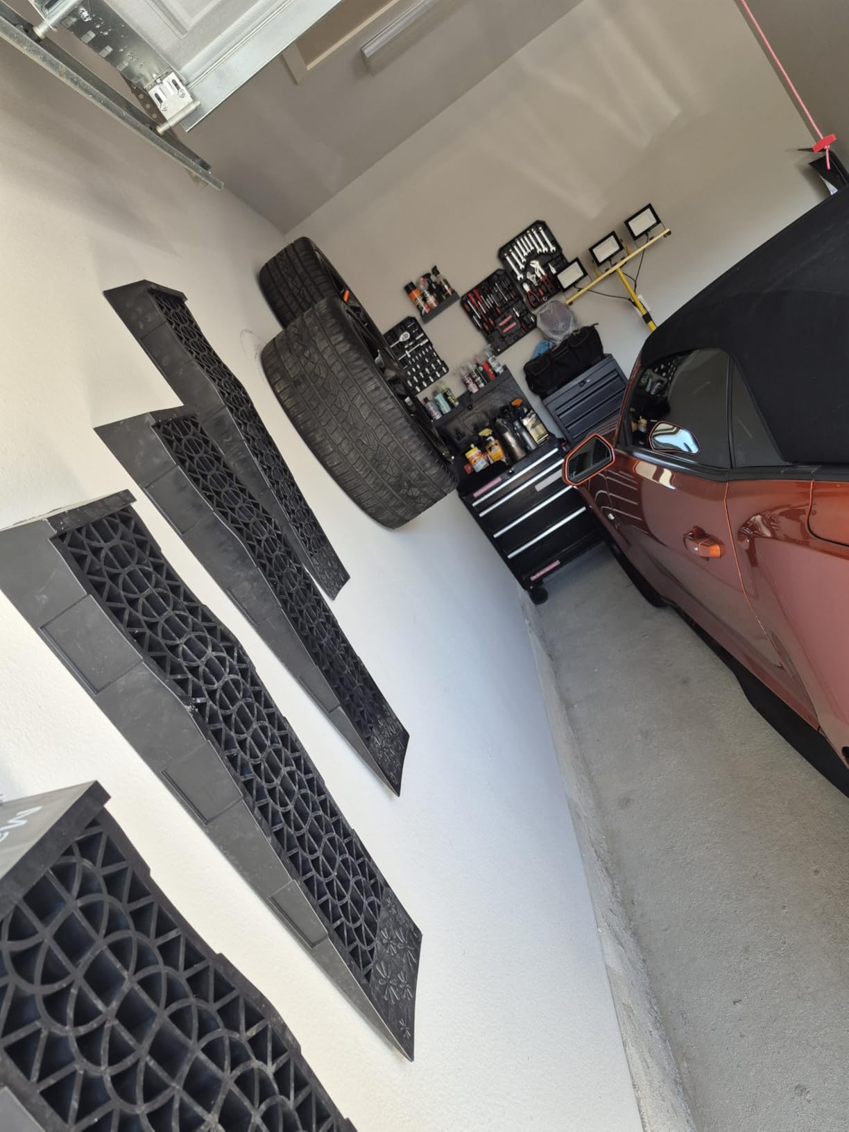 Magisale Low Profile Plastic Car Service Ramps 3 Ton Heavy Duty Truck Vehicle Ramps for Oil Changes& Maintenance- 2 Pack customer photo 2