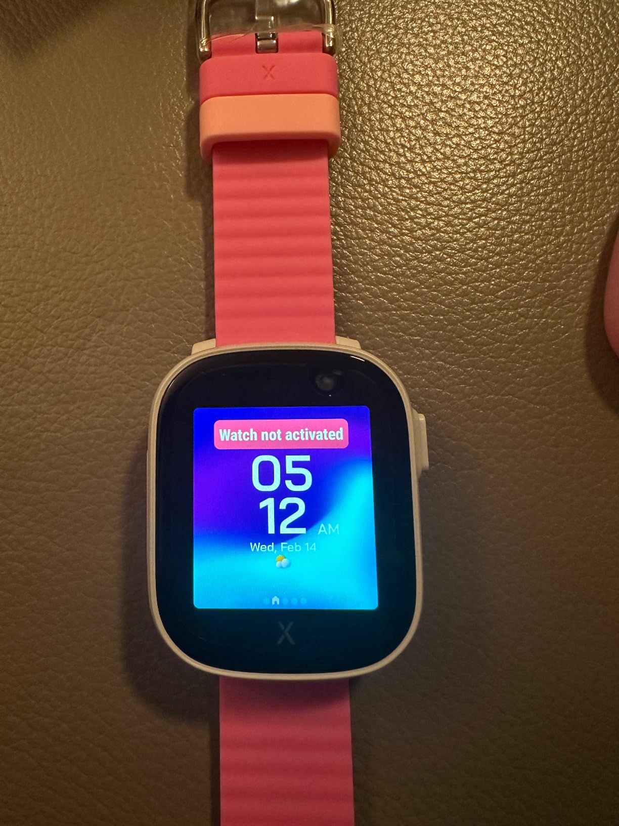 XPLORA X6 Play Kids Watch Phone 4G - GPS, SOS, Calls and Messages customer photo 2